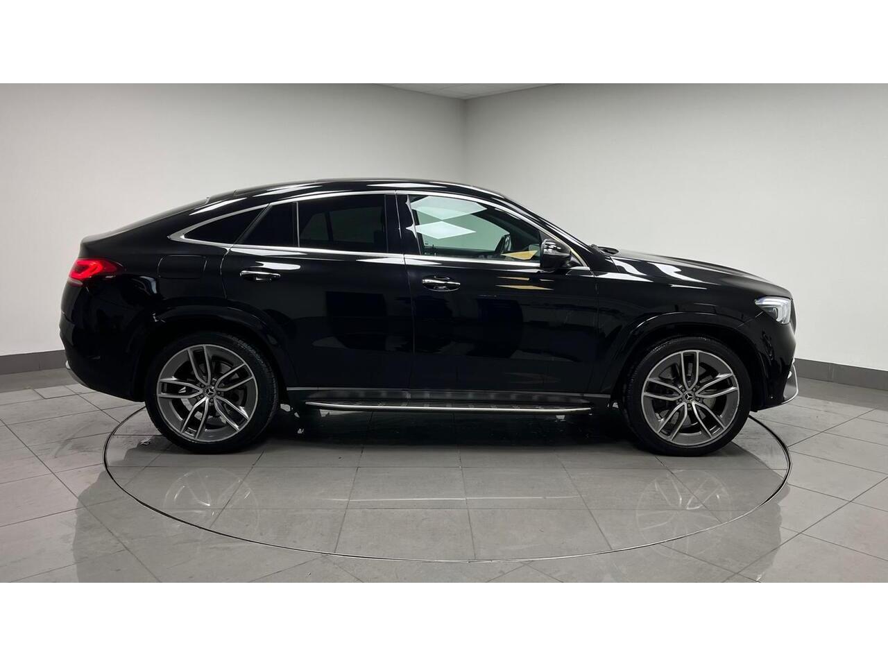 Mercedes-Benz Gle view 8
