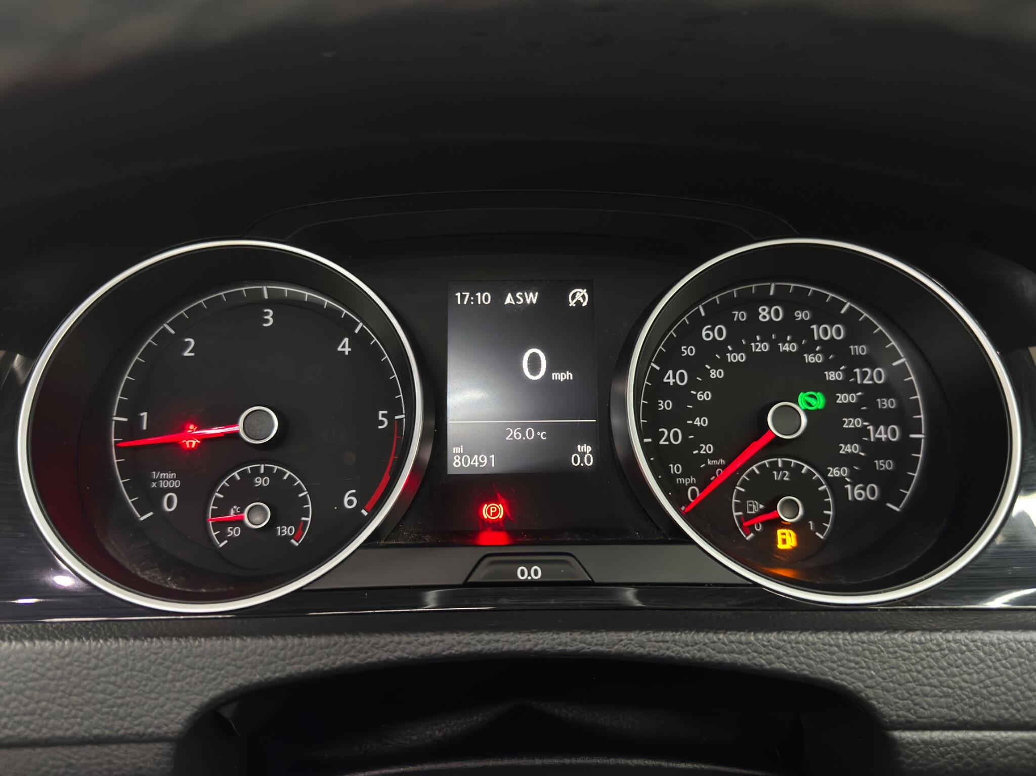 Volkswagen Golf view 20