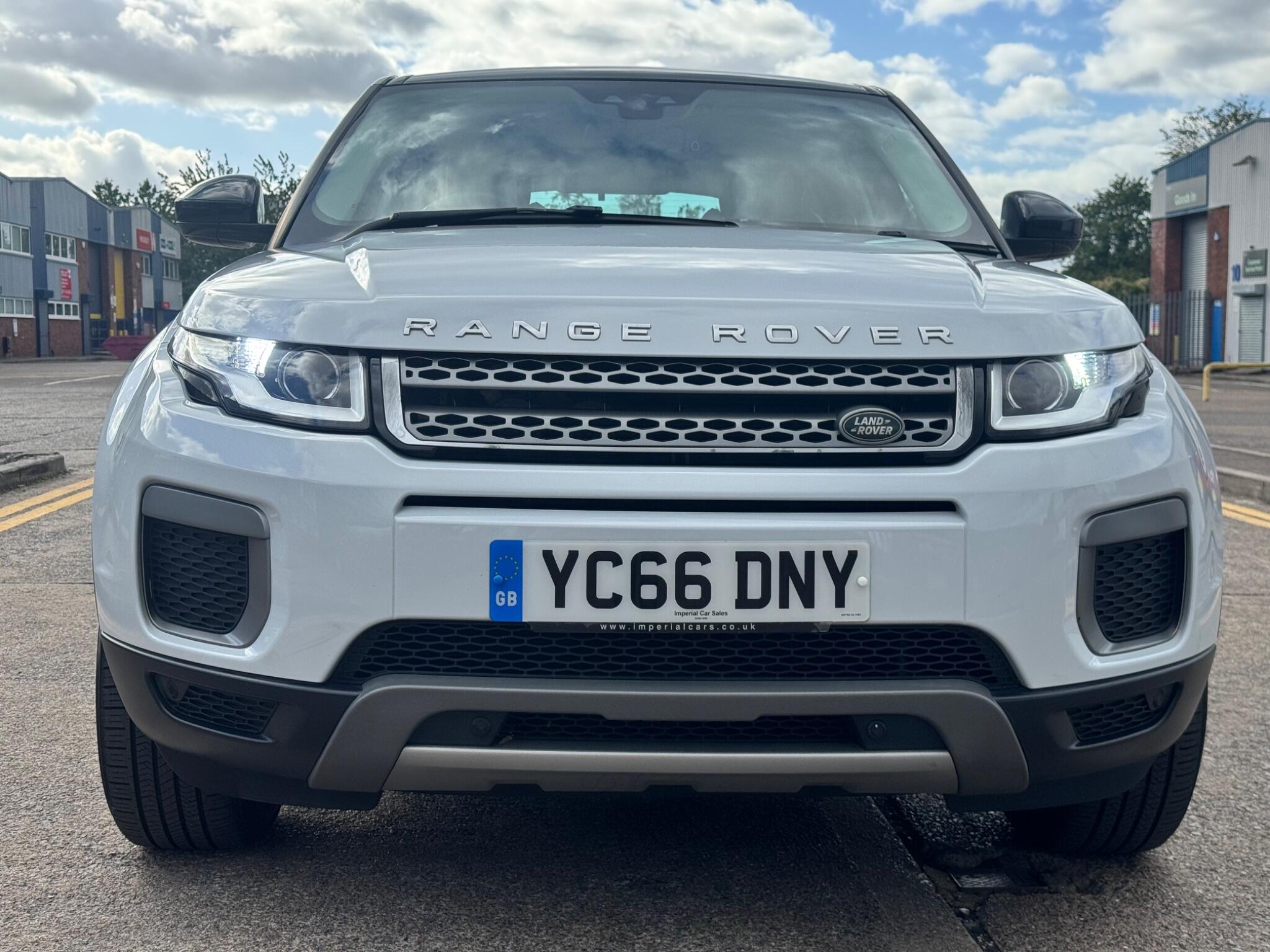 Land Rover Range Rover Evoque view 6