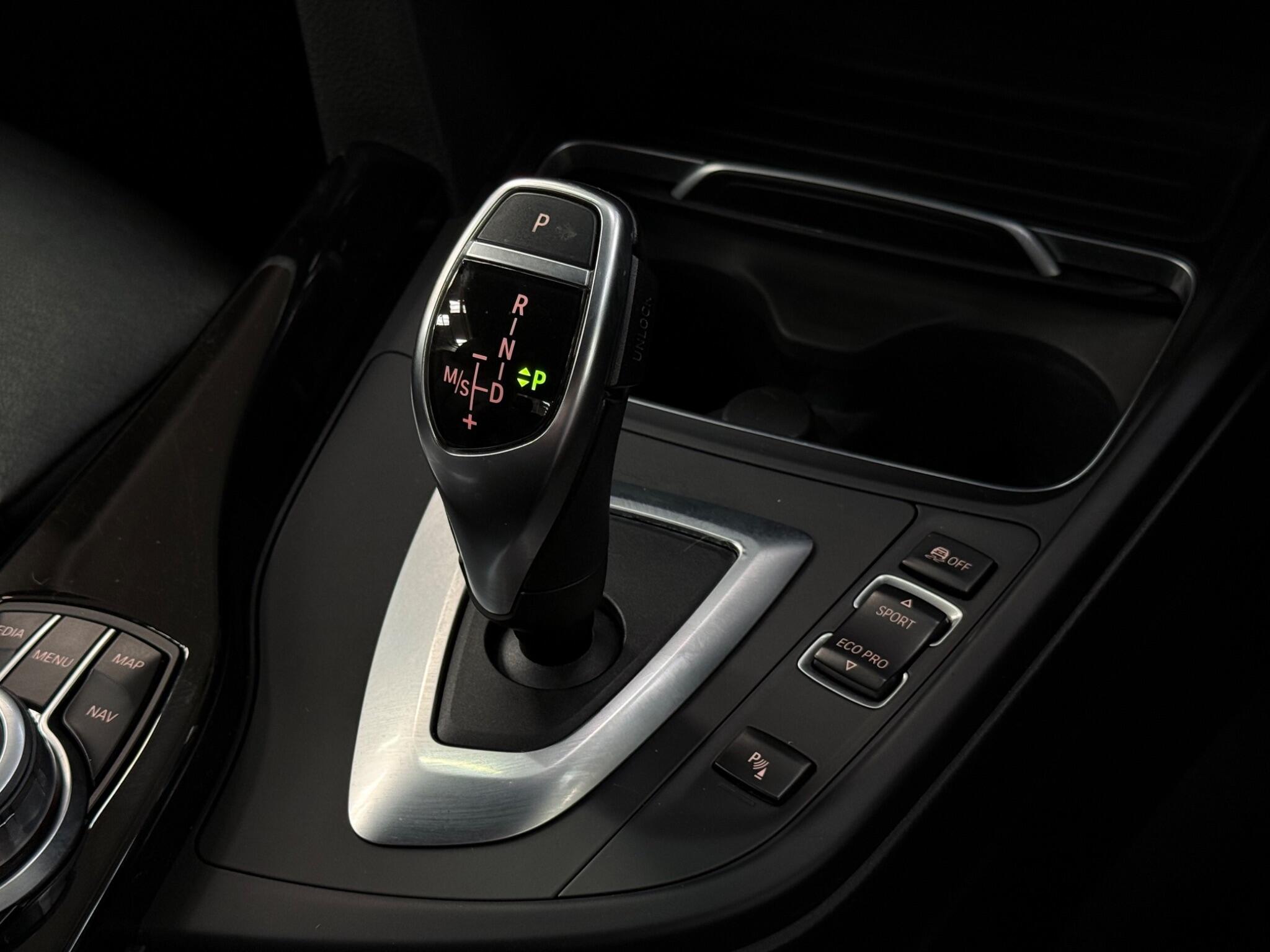BMW 4 Series view 21