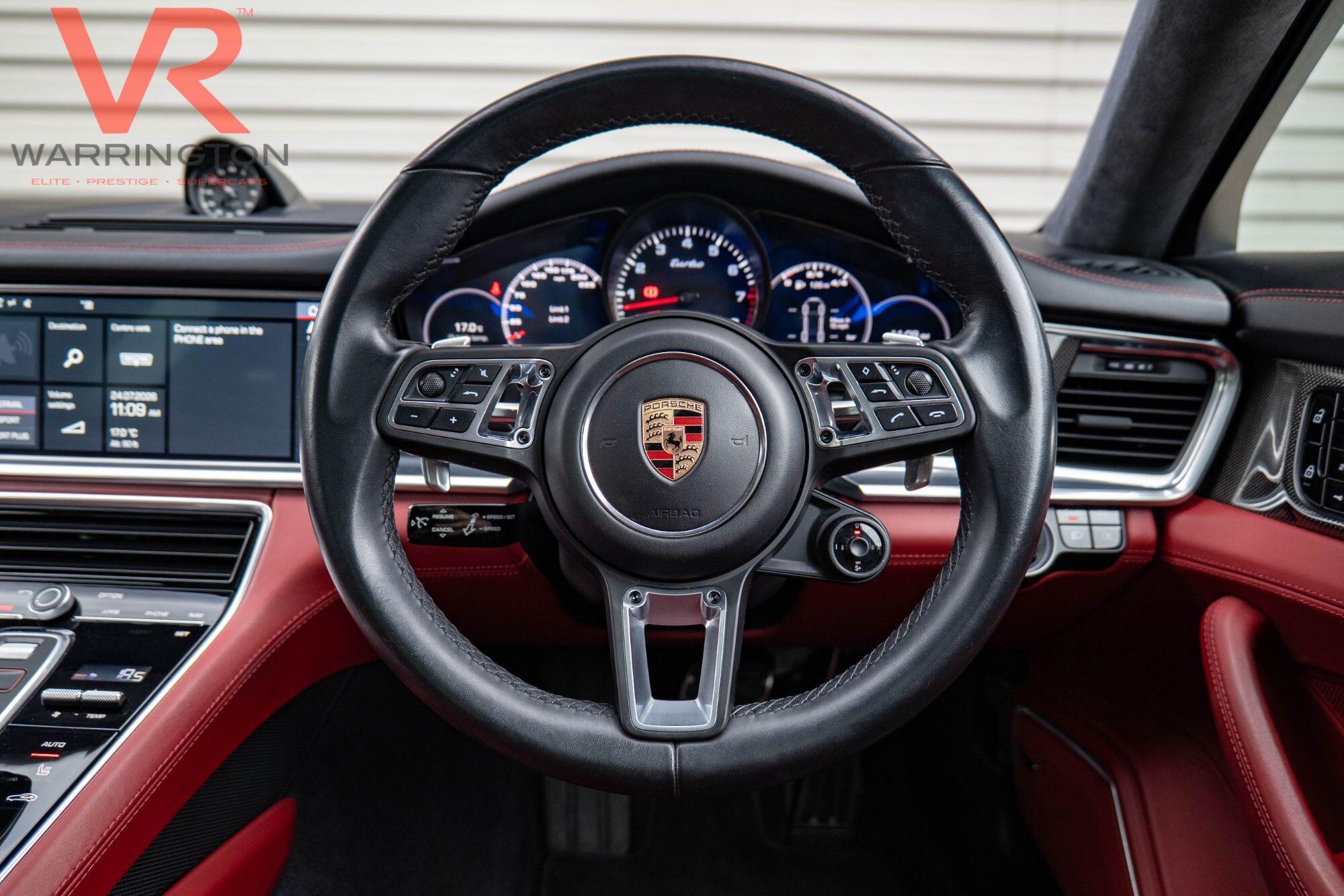 Porsche Panamera view 9