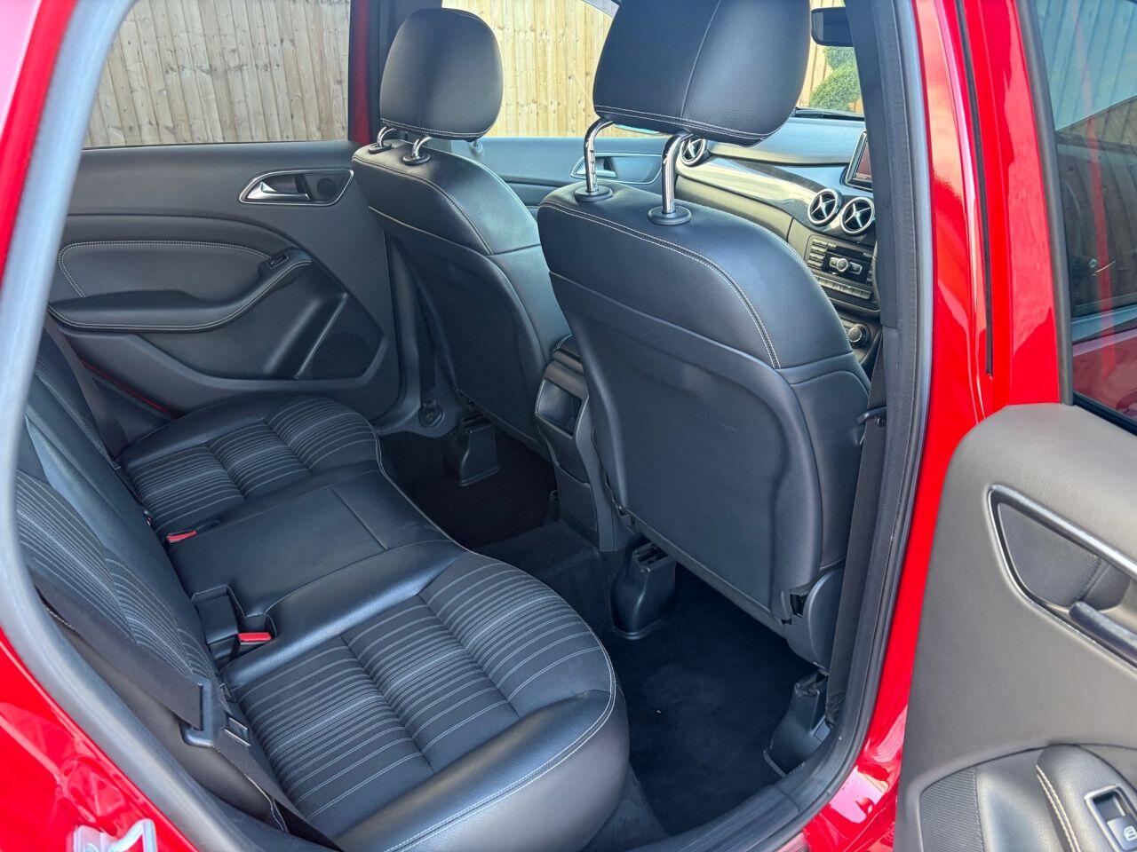 Mercedes-Benz B-Class view 21