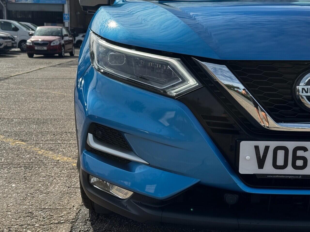 Nissan Qashqai view 18