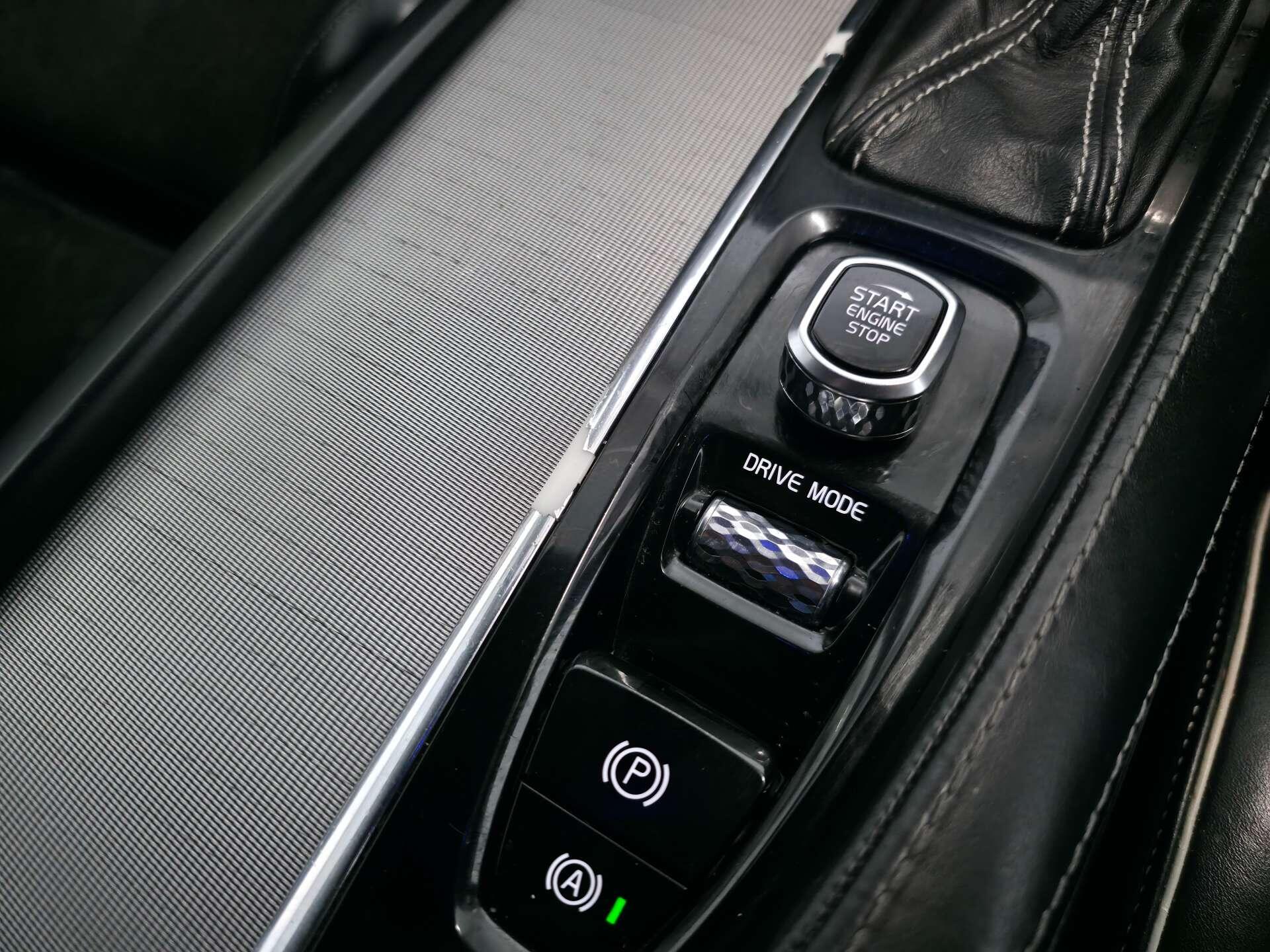 Volvo XC90 view 52