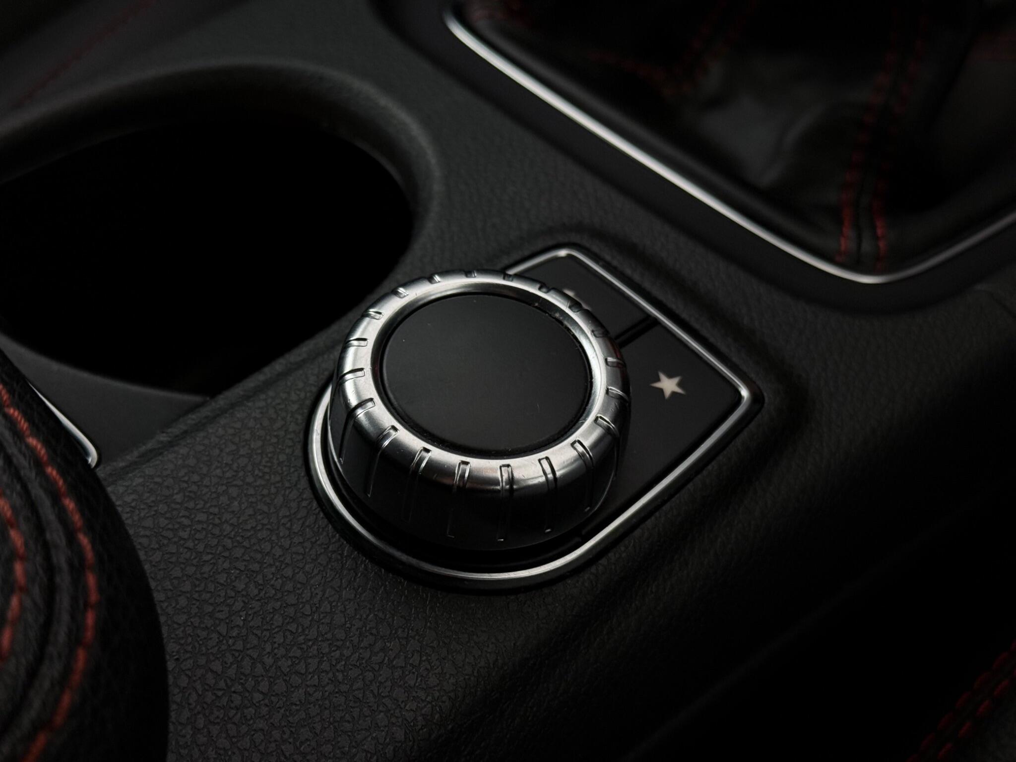 Mercedes-Benz Cla view 23