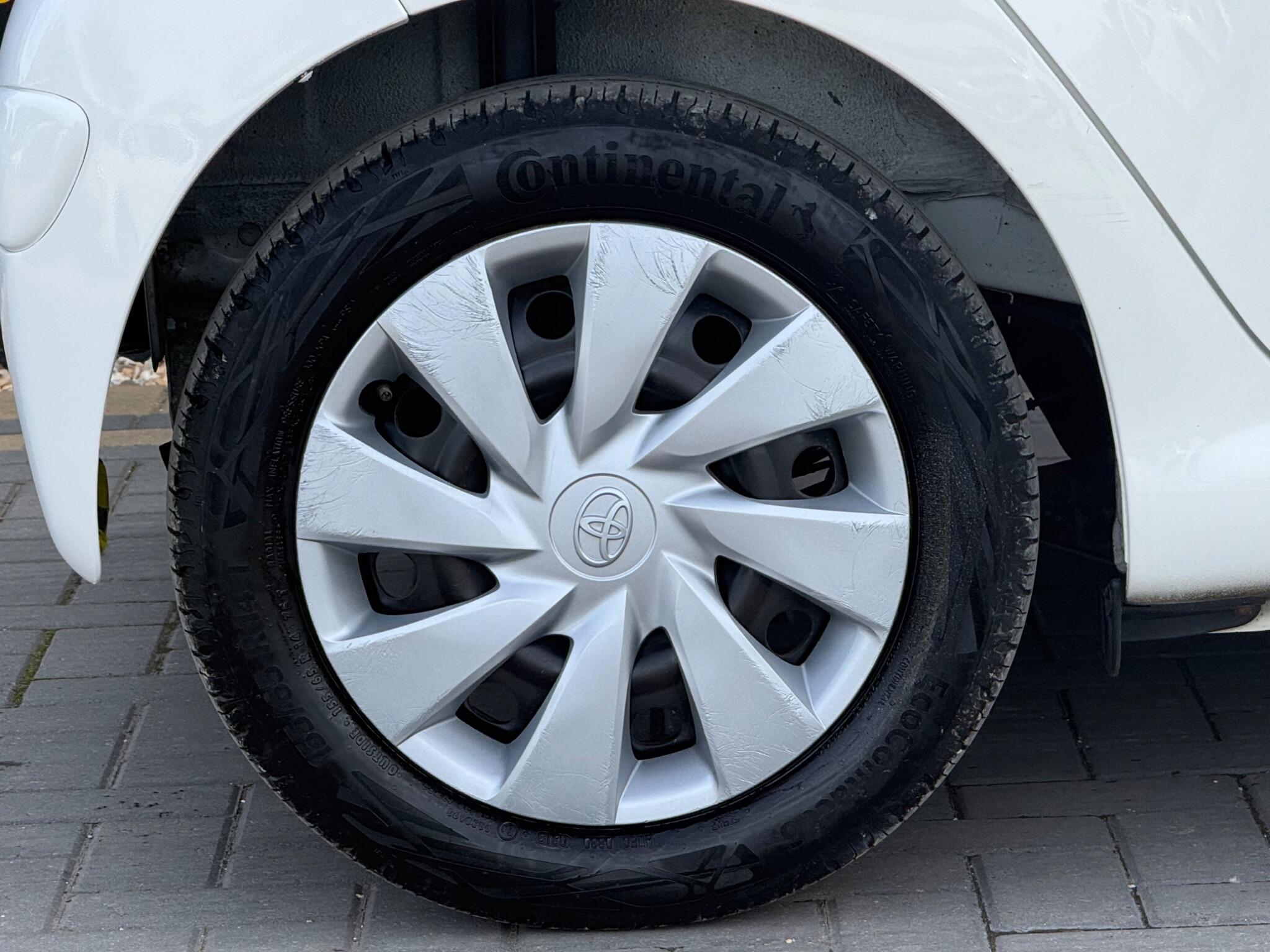 Toyota Aygo view 15