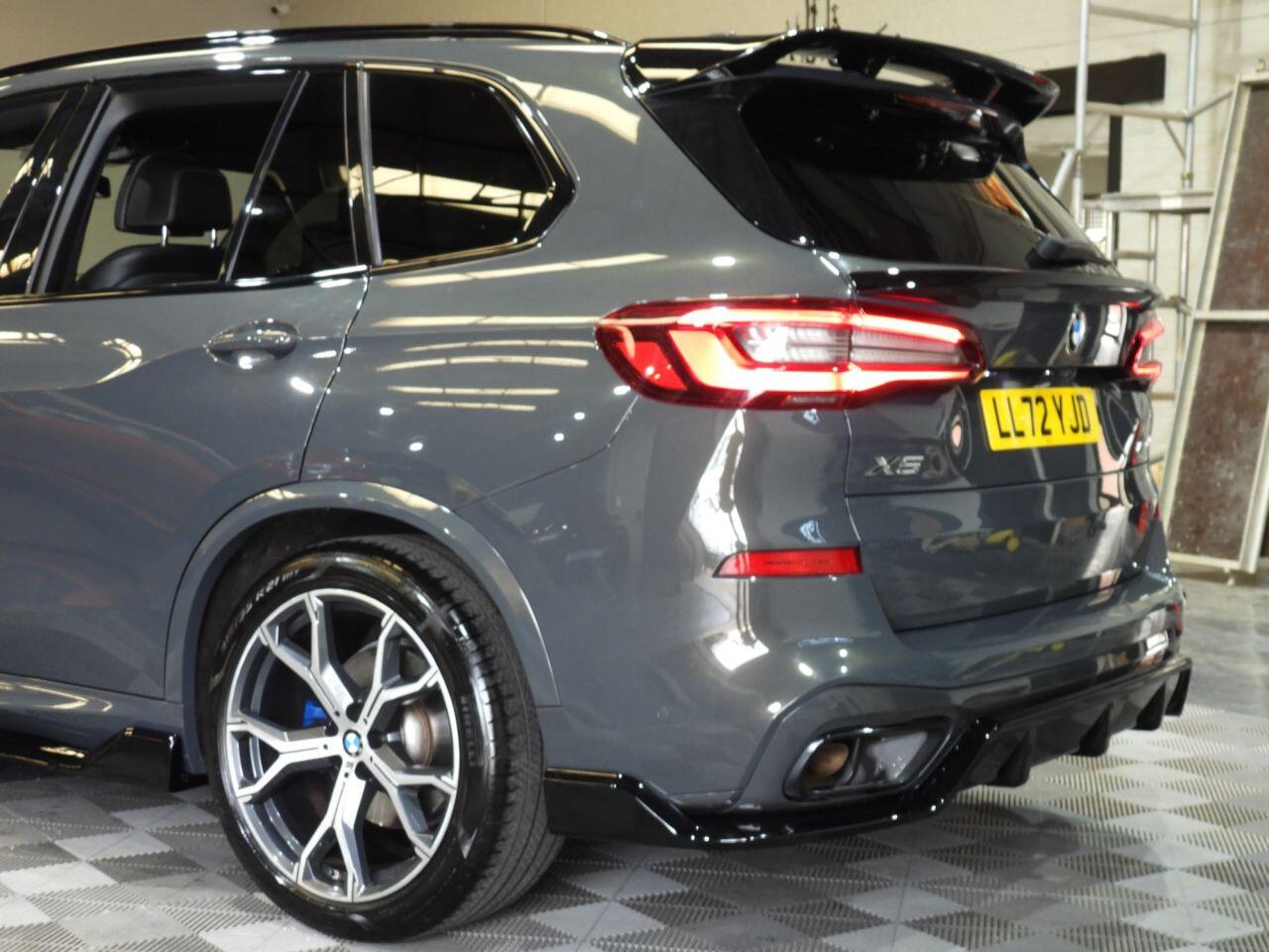 BMW X5 view 31