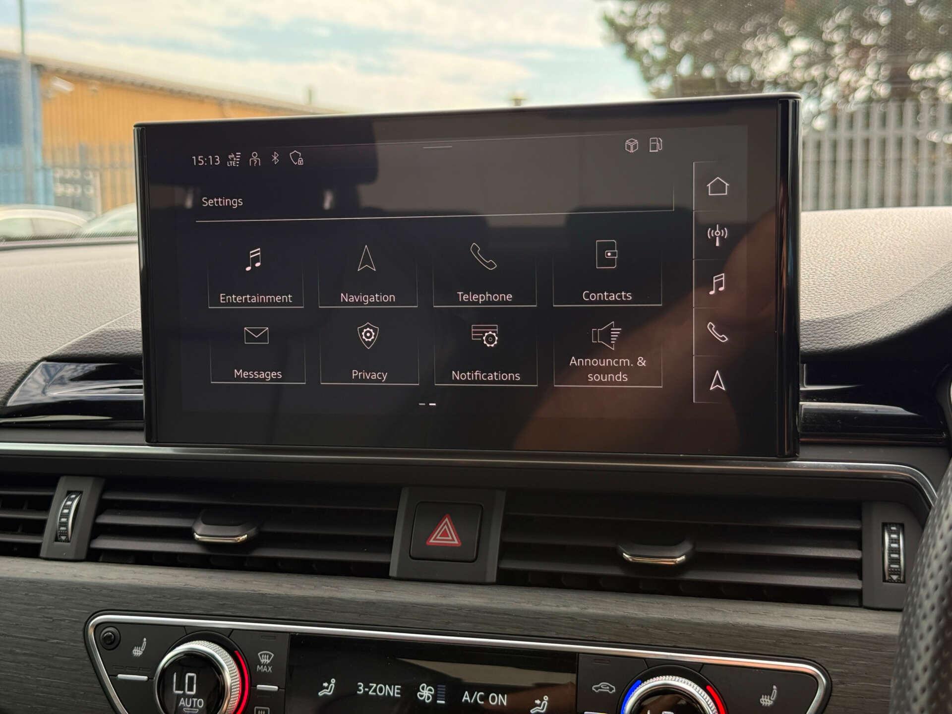 Audi A4 view 87