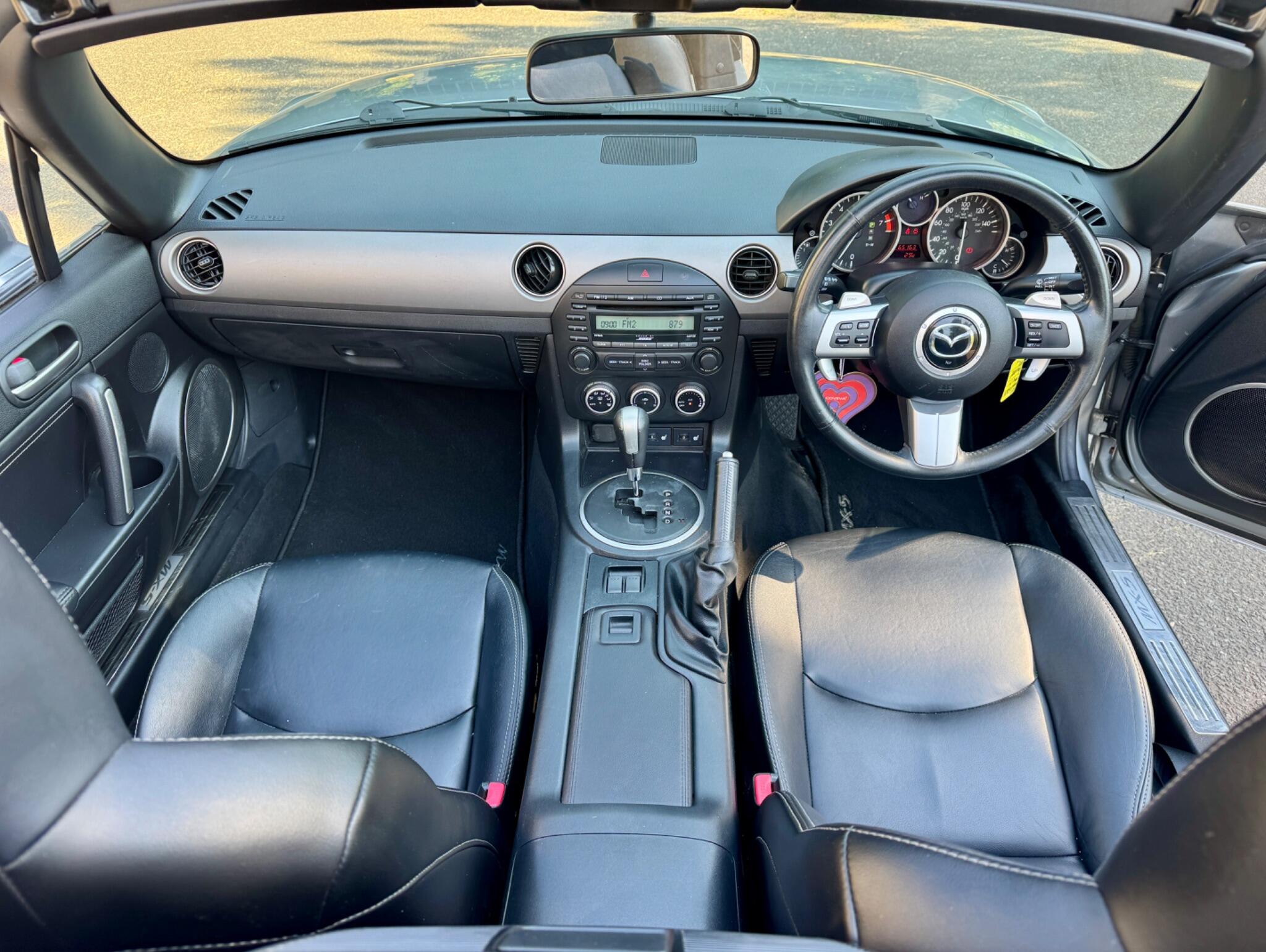 Mazda MX-5 view 24