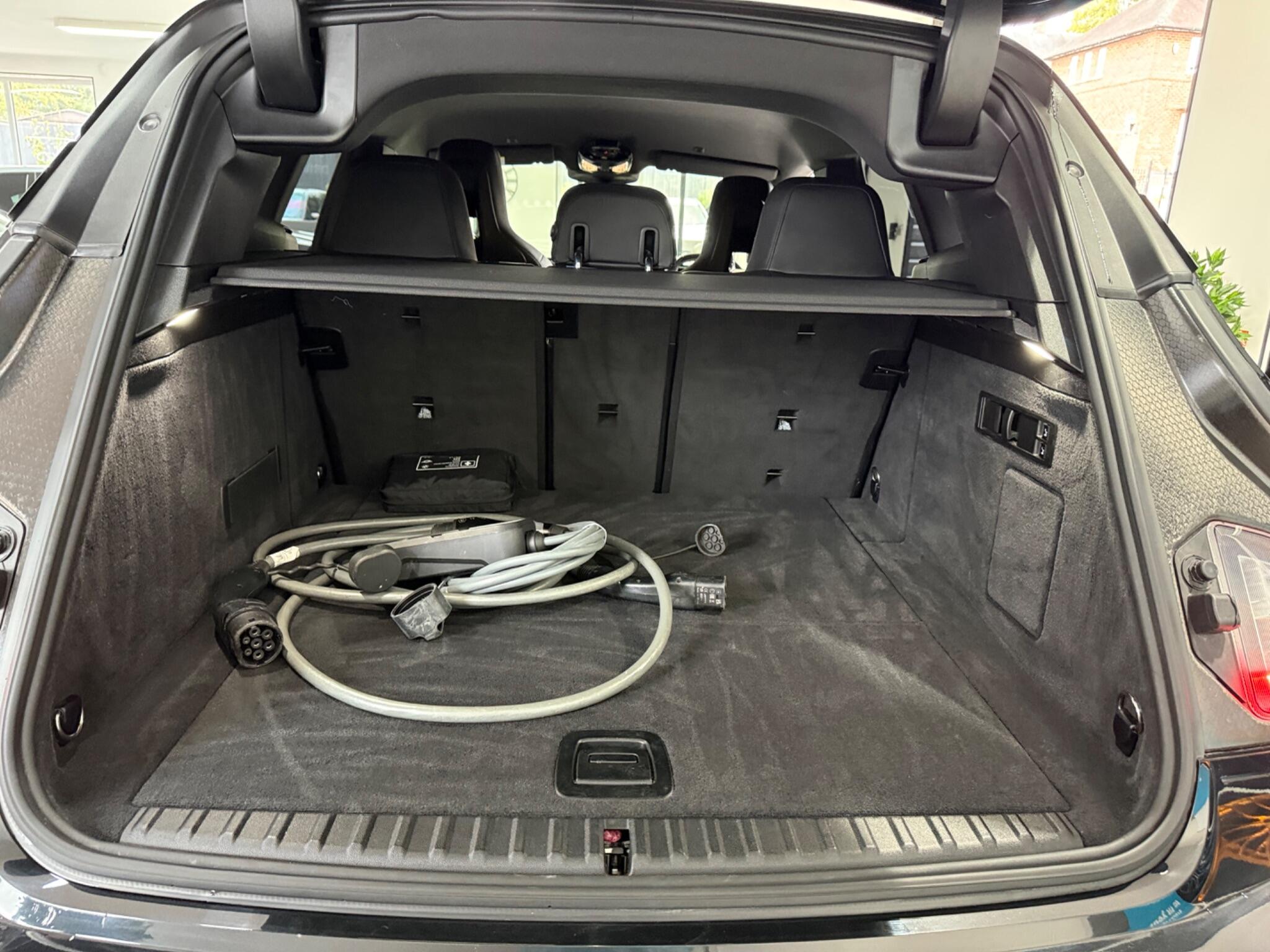 BMW iX view 38