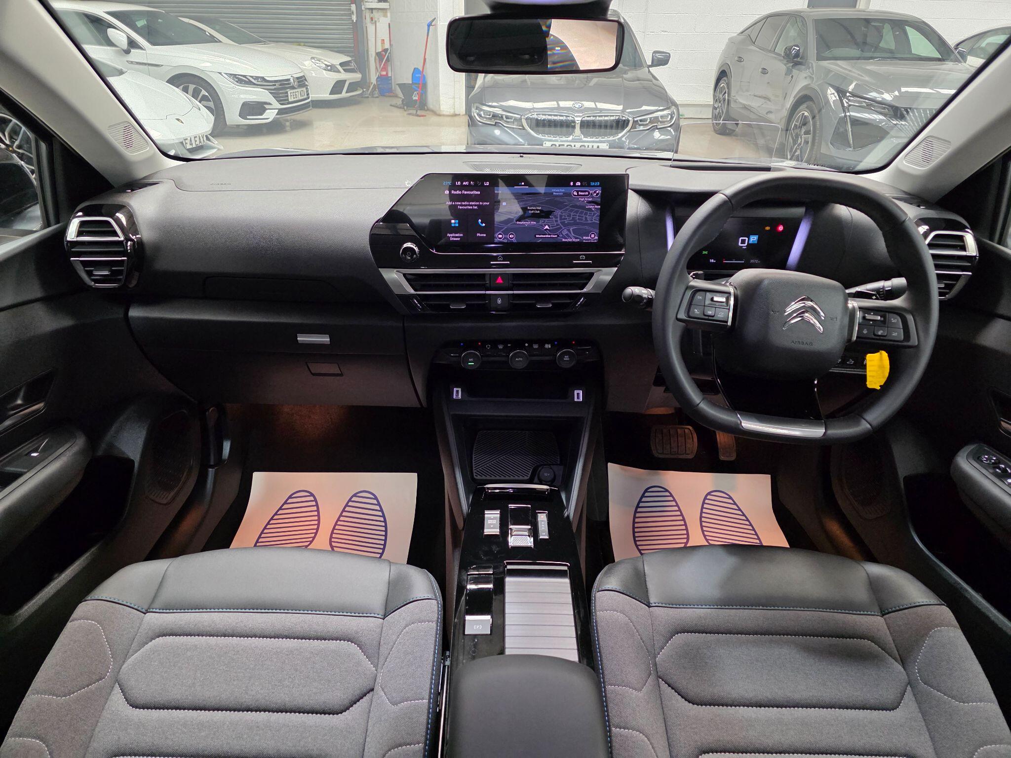 Citroen C4 view 5