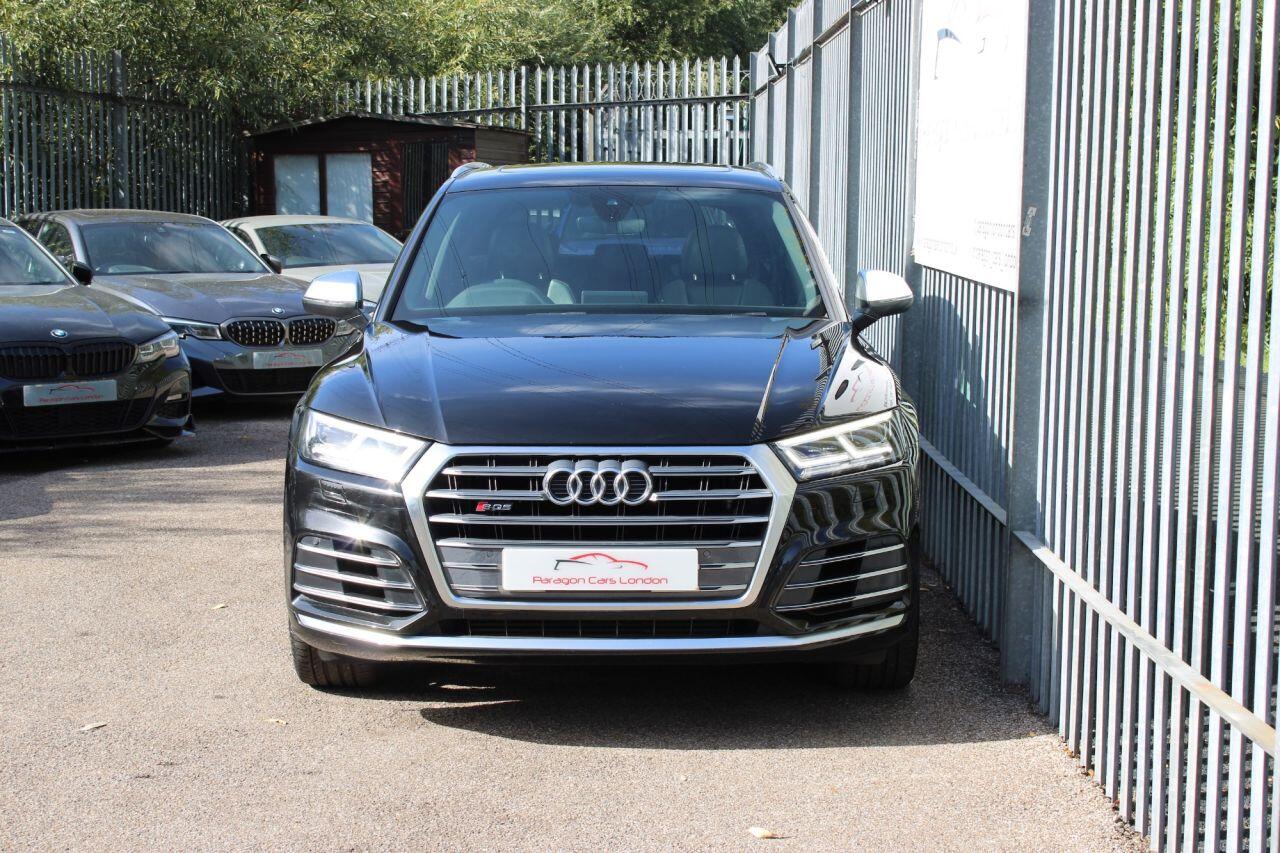Audi SQ5 view 6