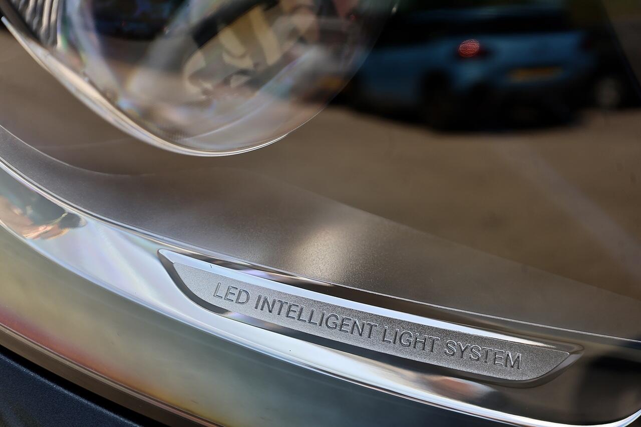 Mercedes-Benz GLC view 13