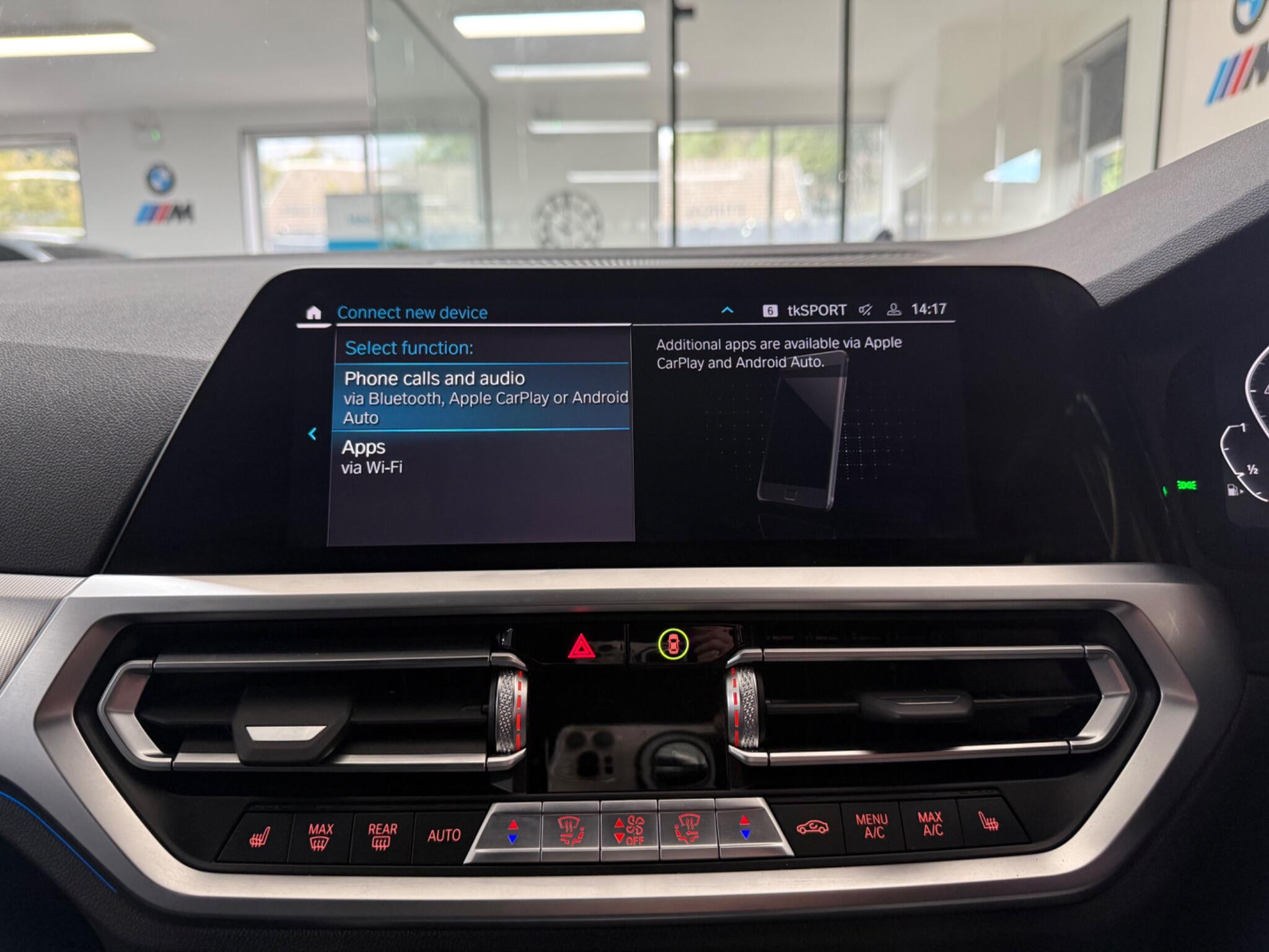 BMW 3 Series view 14