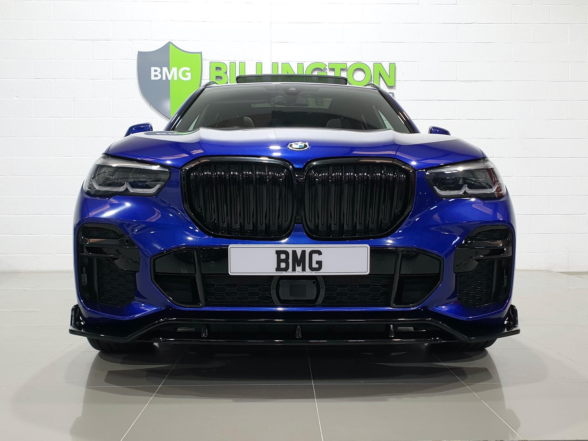 BMW X5 view 2