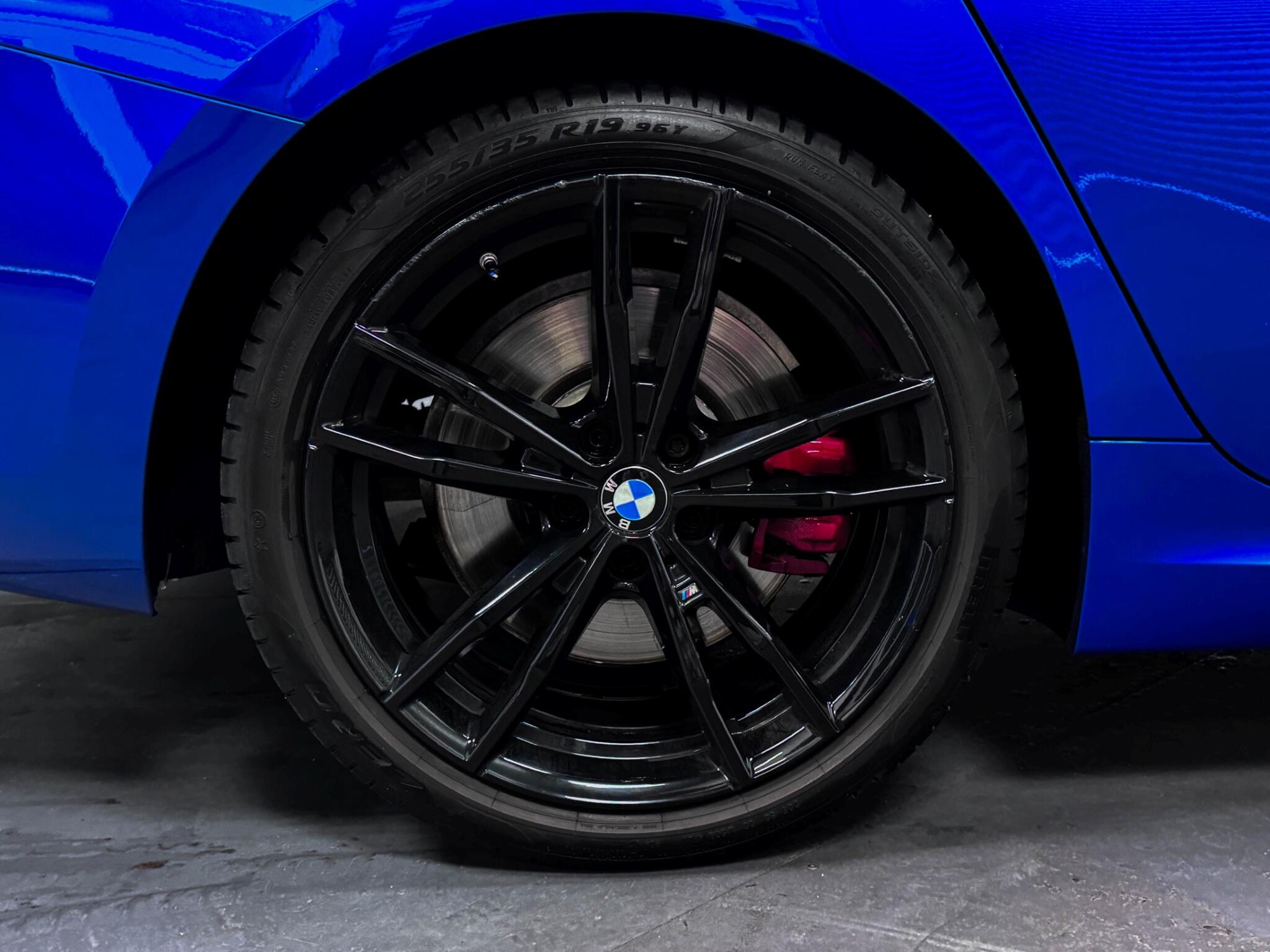 BMW 3 Series view 58