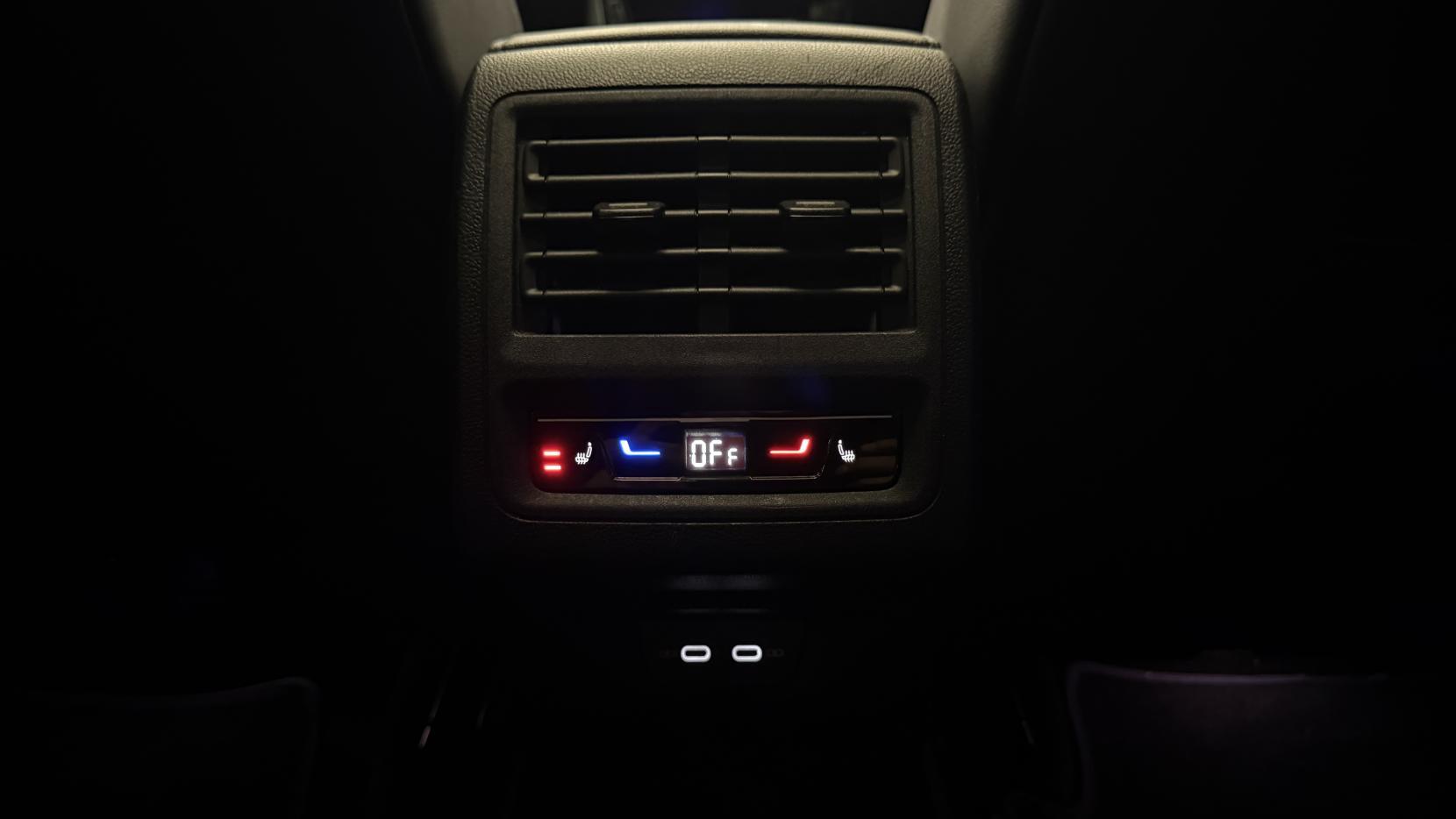 Volkswagen Golf view 29