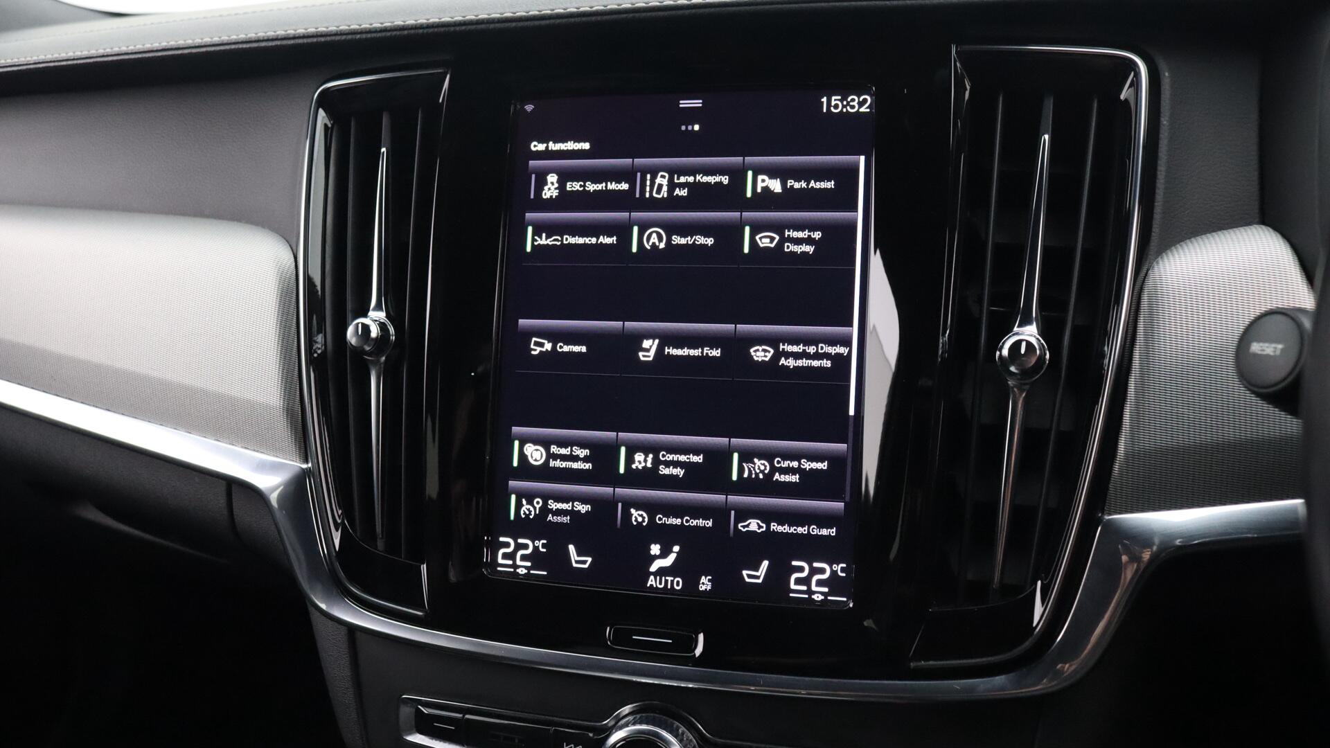 Volvo V90 view 43