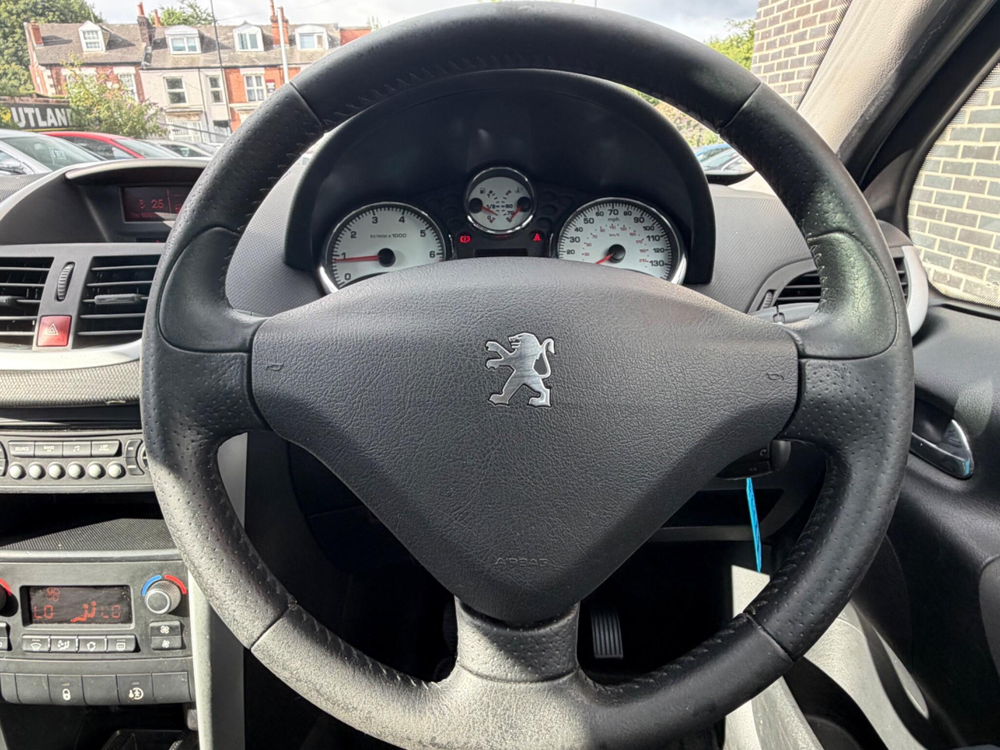Peugeot 207 view 30