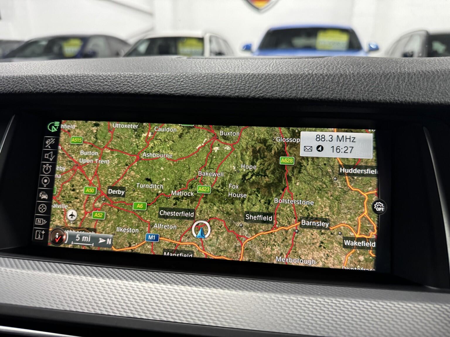 BMW 5 Series view 4