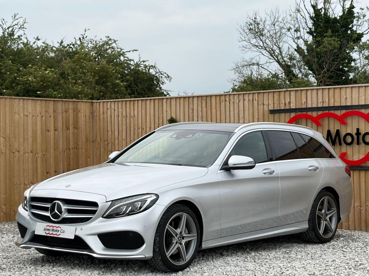 Mercedes-Benz C-Class view 4