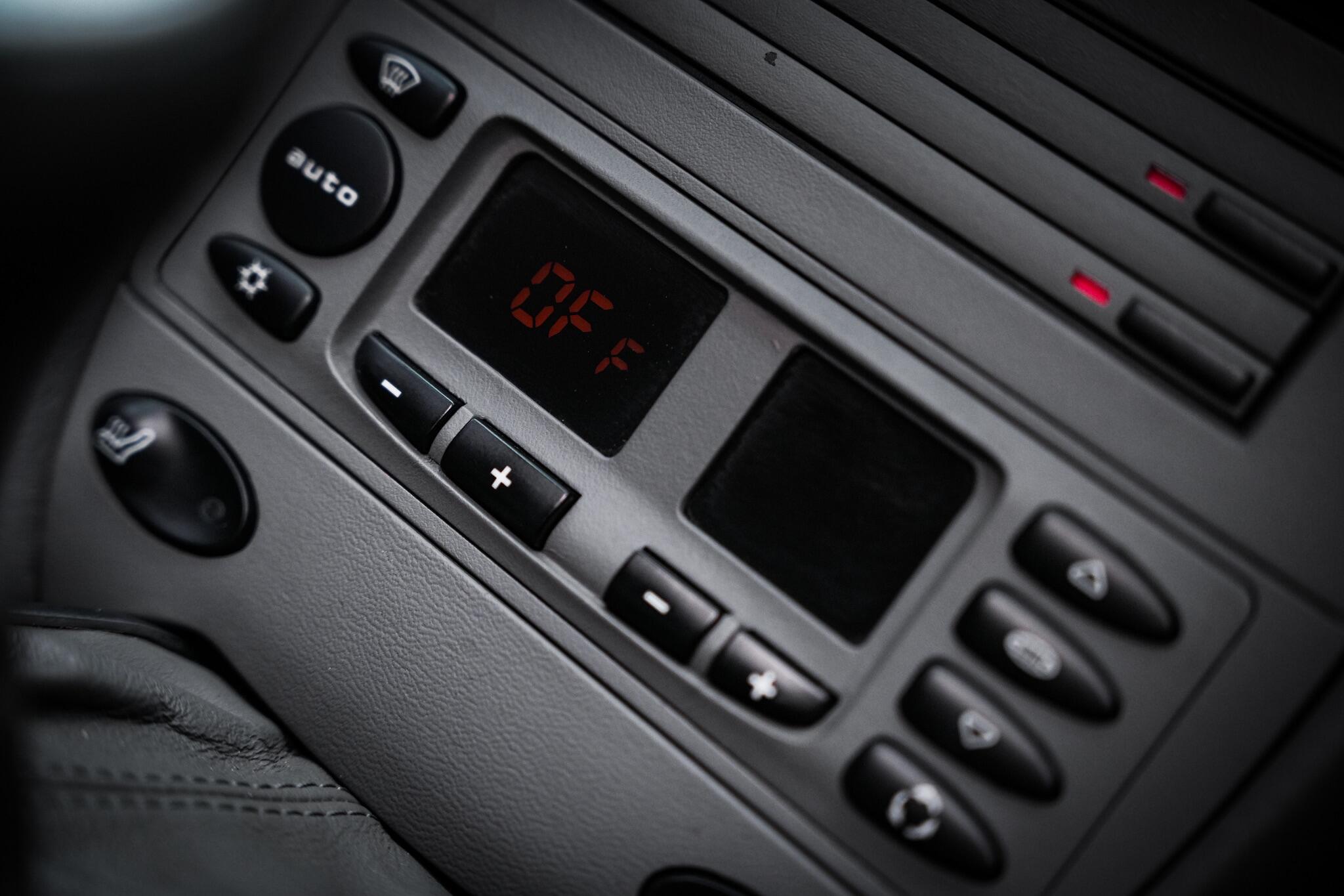 Porsche 911 view 41