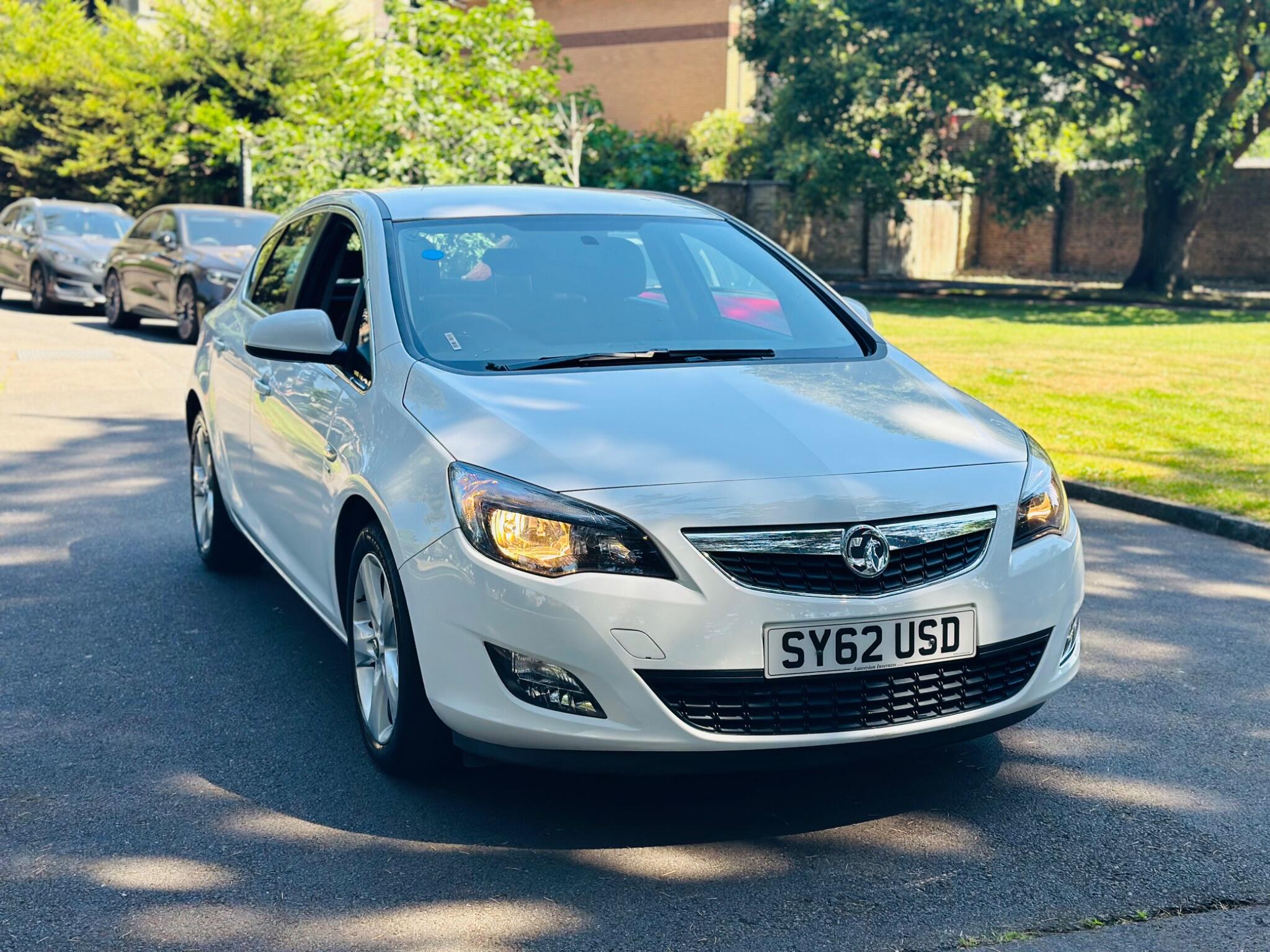 Vauxhall Astra view 16