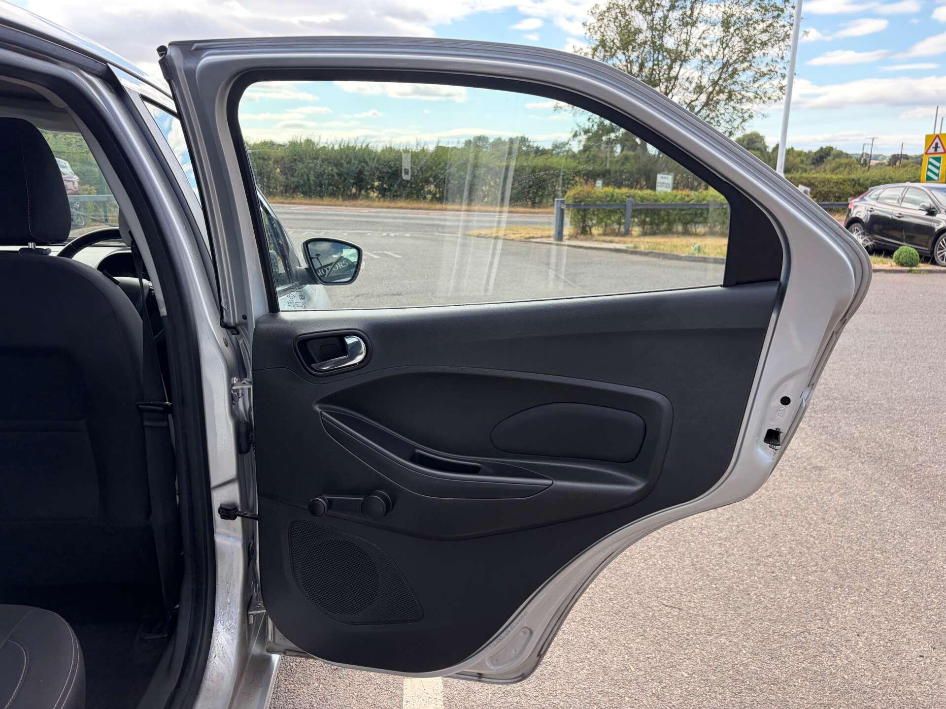 Ford Ka+ view 24