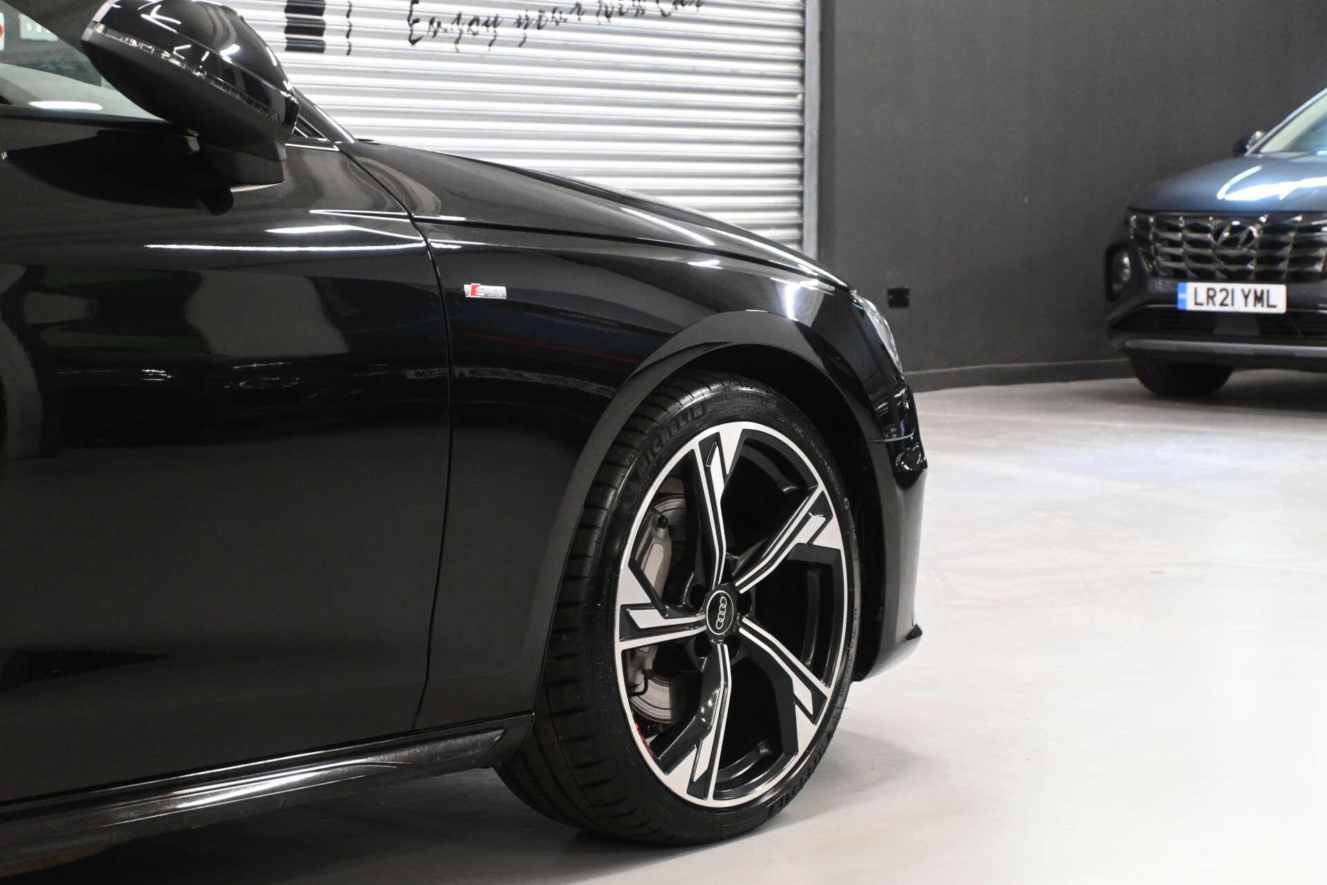 Audi A4 view 44