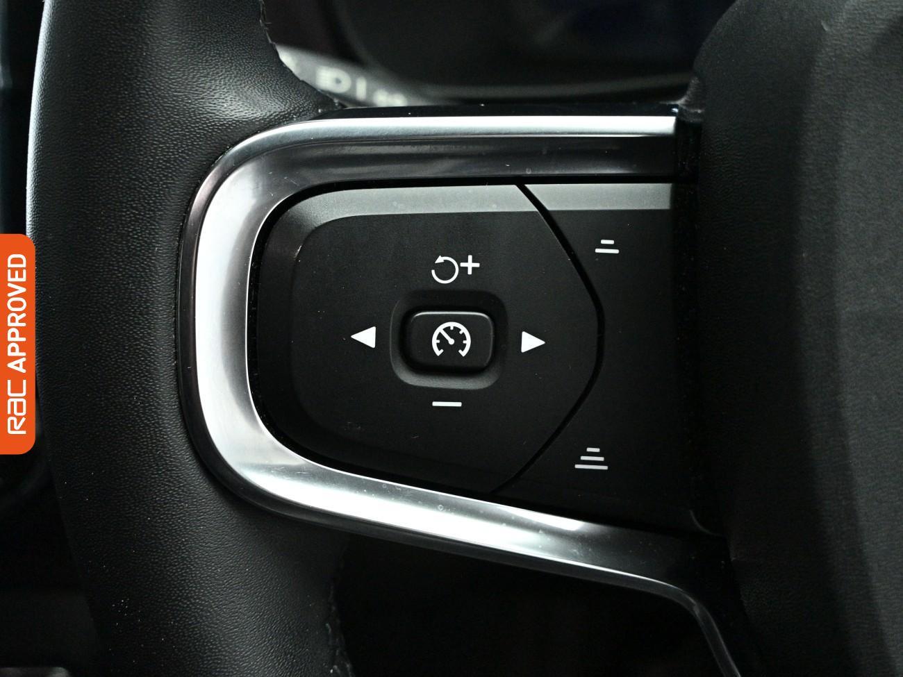 Volvo C40 view 25