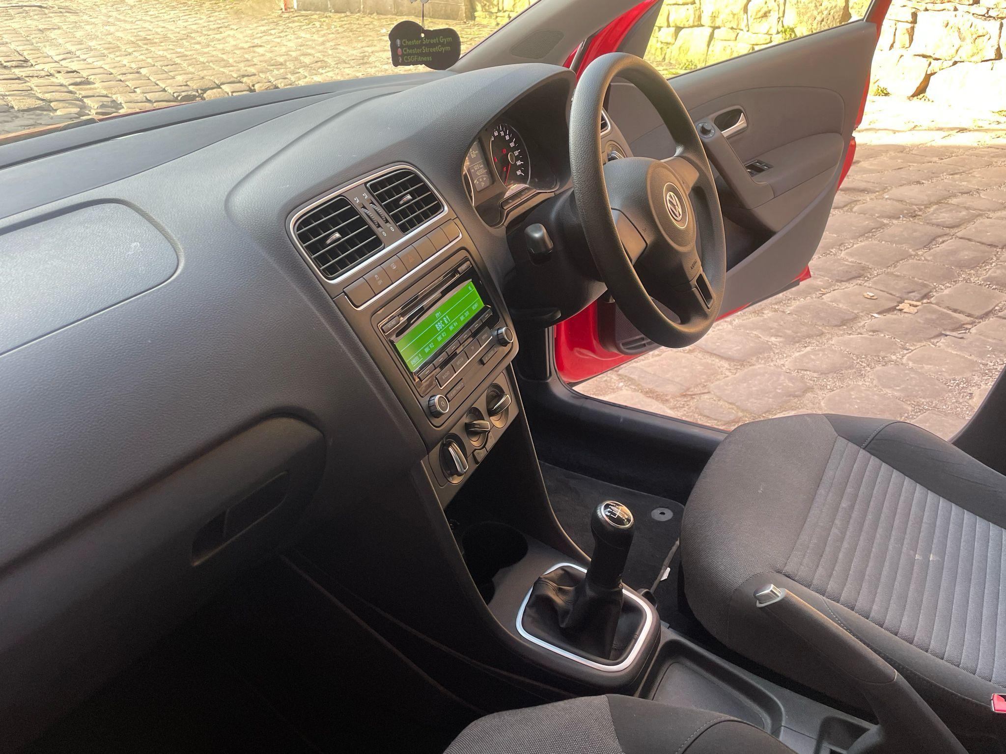 Volkswagen Polo view 12