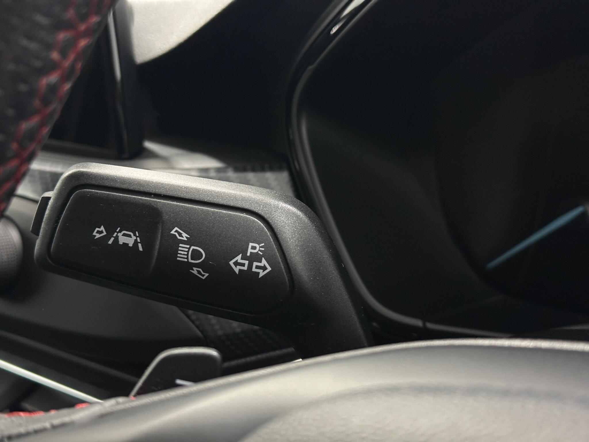 Ford Focus view 13