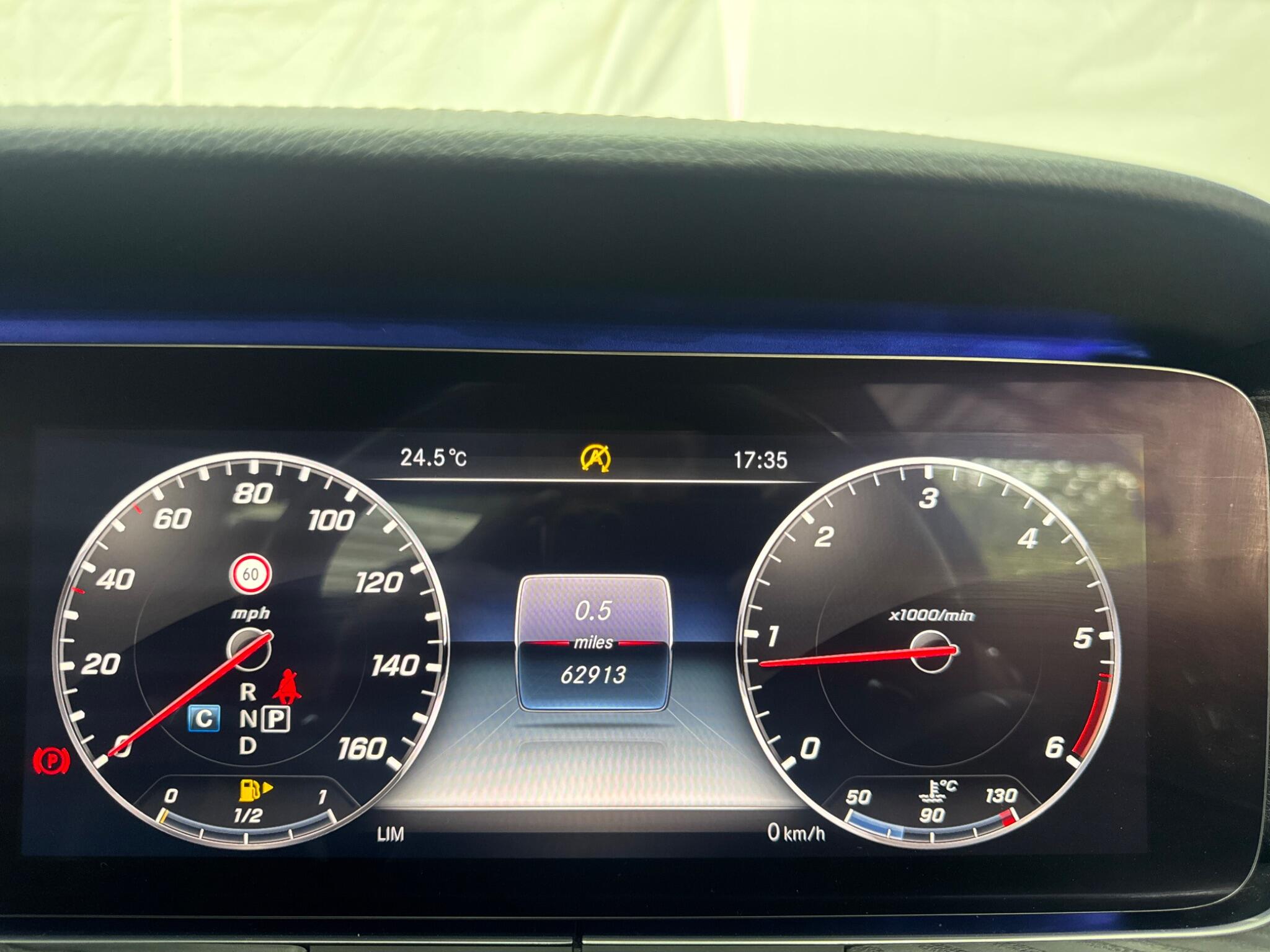 Mercedes-Benz E Class view 47