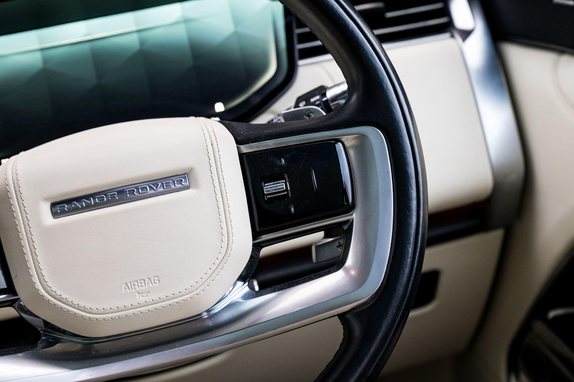 Land Rover Range Rover view 44