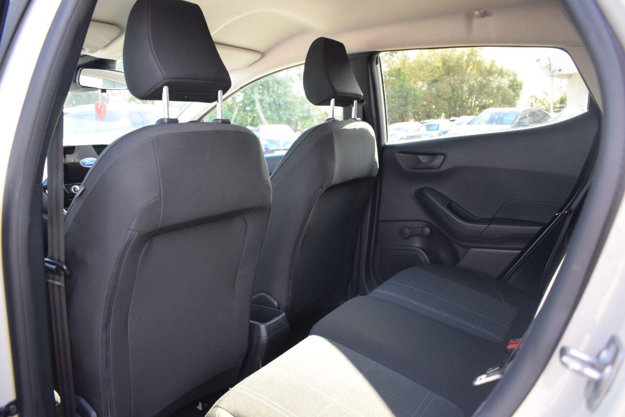 Ford Fiesta view 18