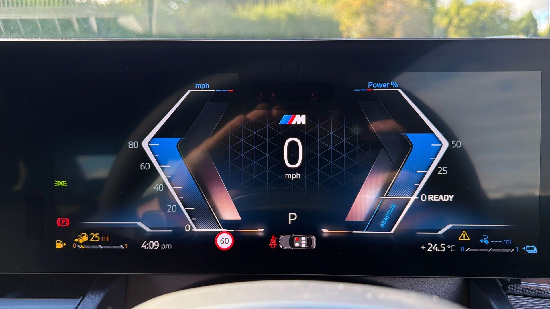 BMW 5 Series view 9