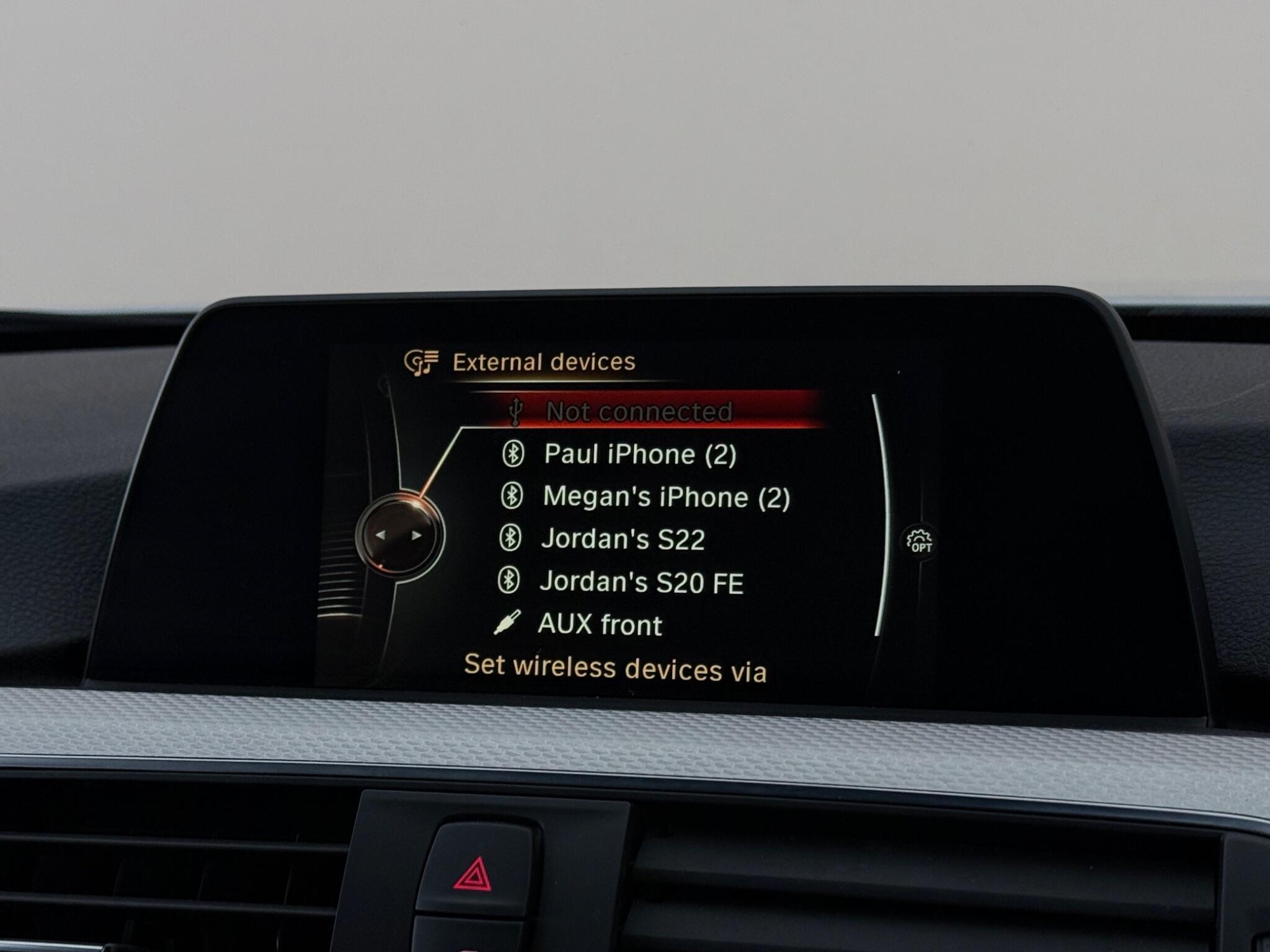 BMW 3 Series view 24