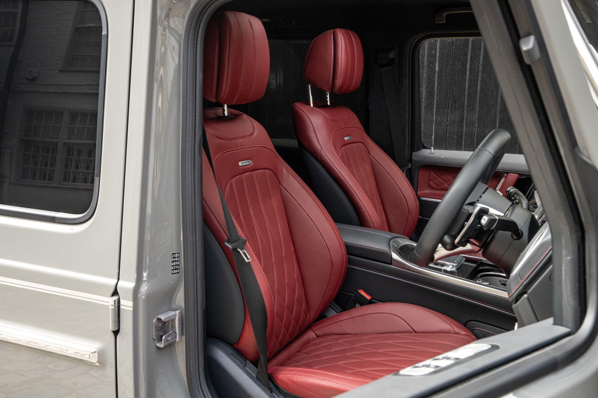 Mercedes-Benz G-Class view 21