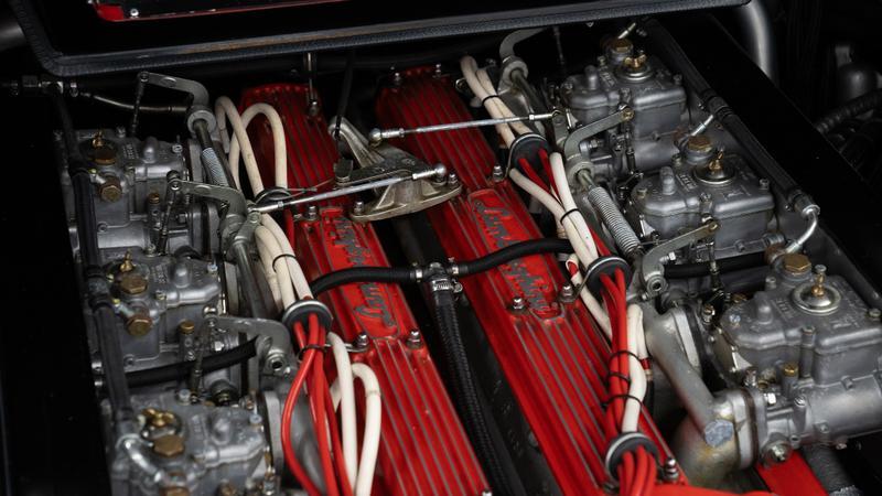 Lamborghini Countach view 33