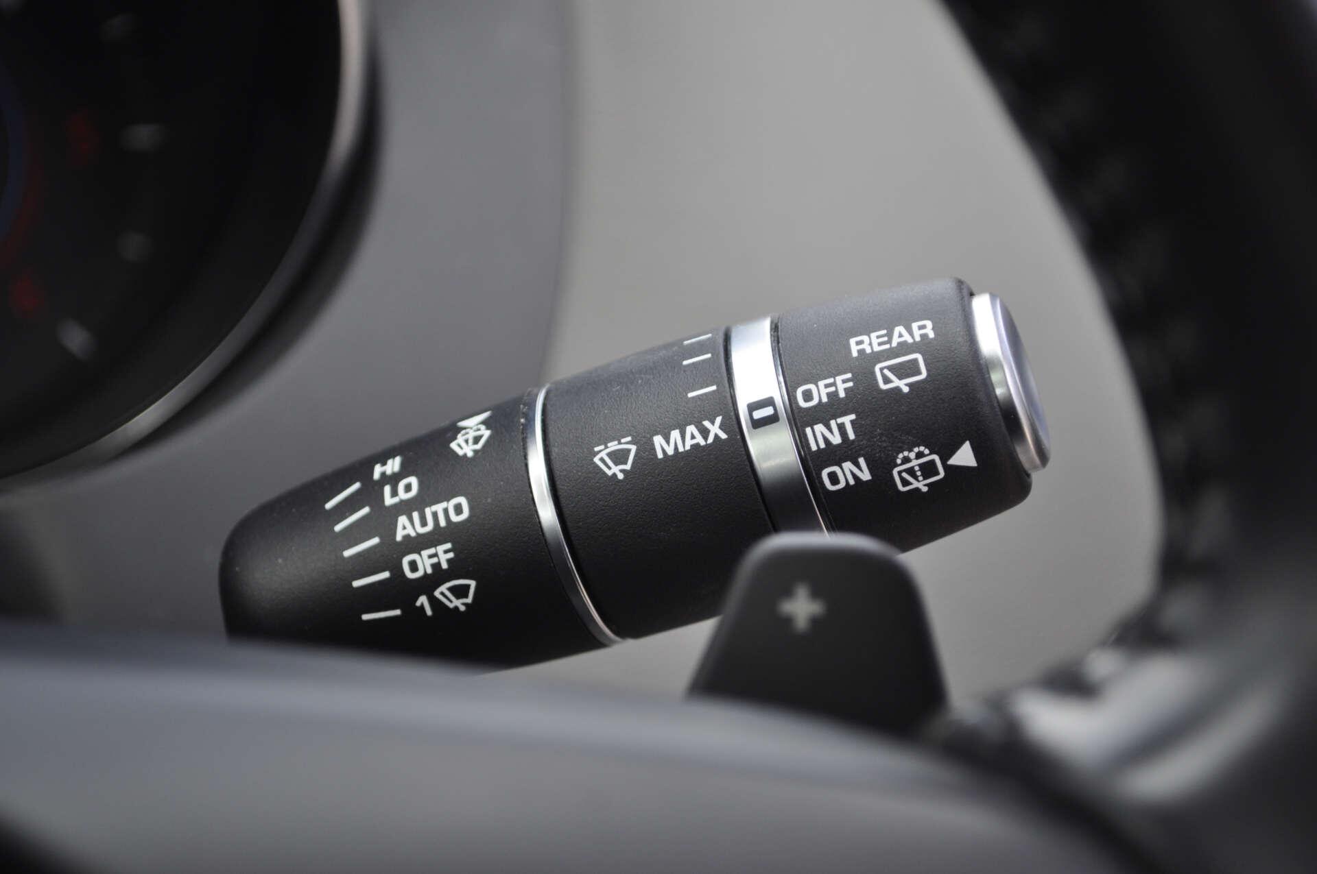 Jaguar F-Pace view 25
