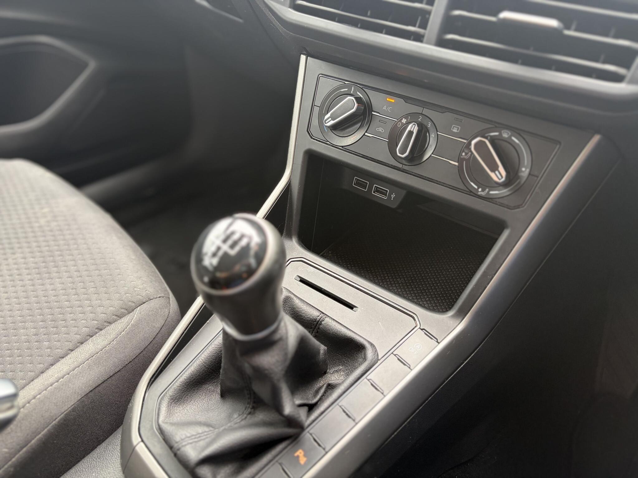 Volkswagen Polo view 15
