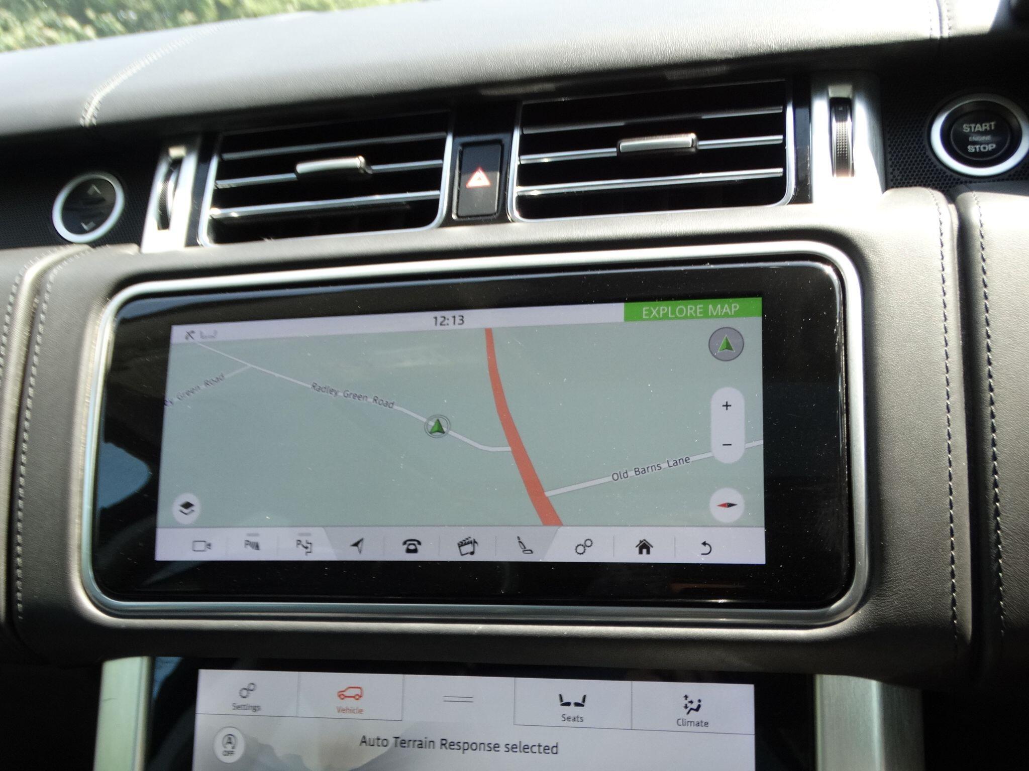 Land Rover Range Rover view 23