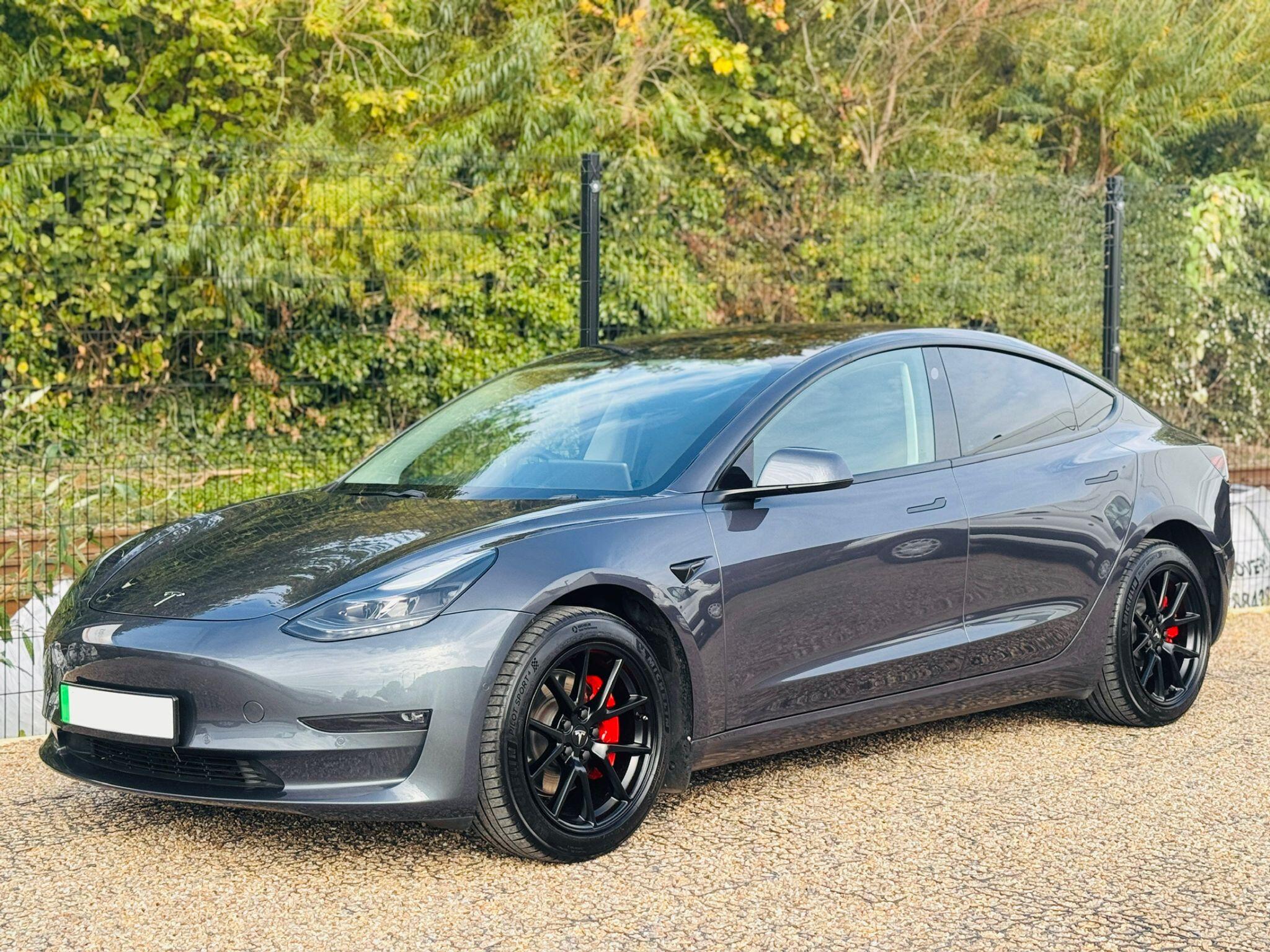 Tesla Model 3 view 11