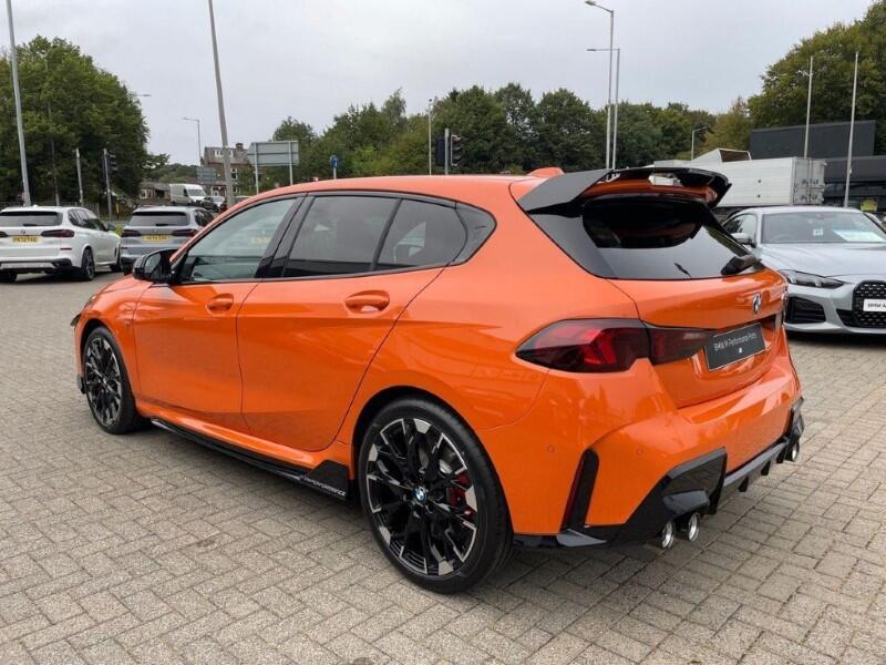 BMW 1 Series view 49