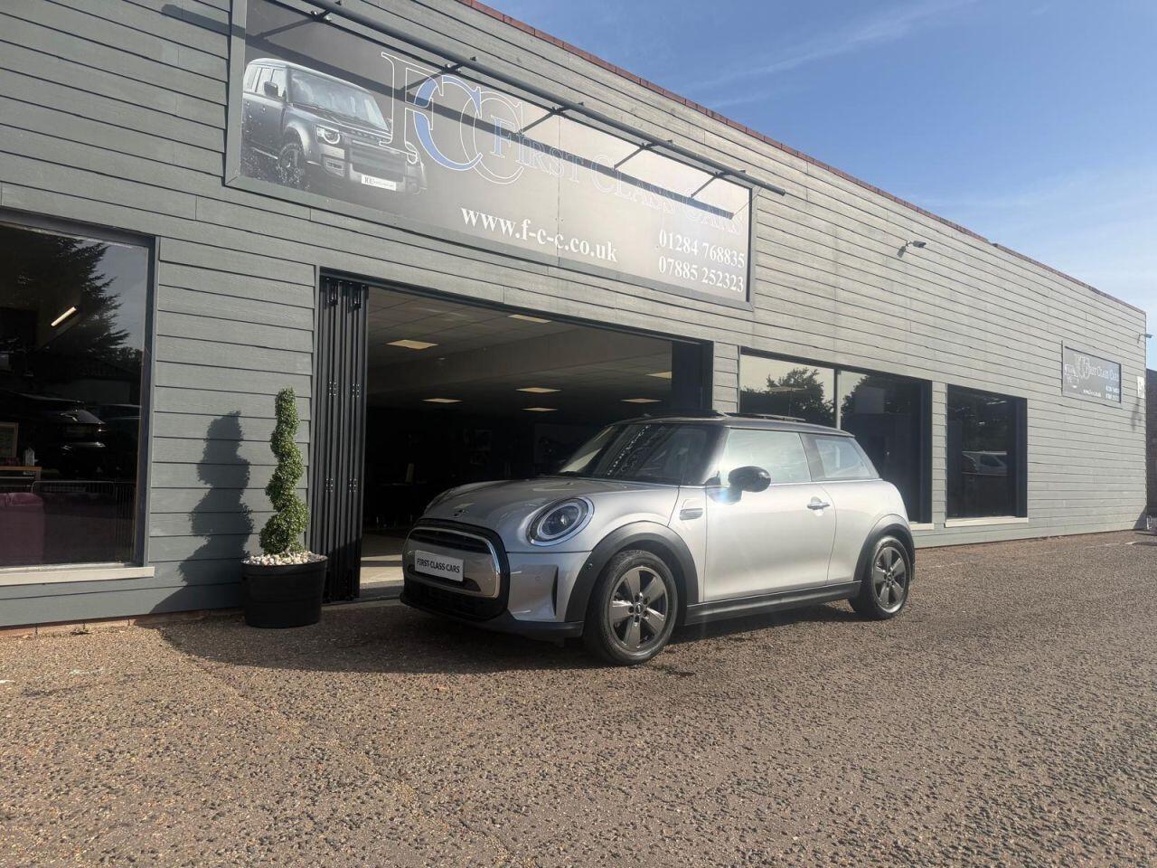 Mini Hatch view 49