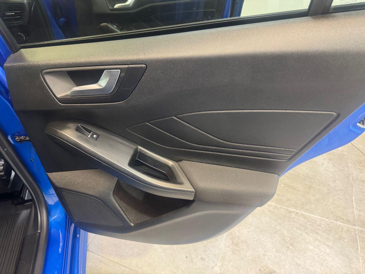 Ford Focus view 67