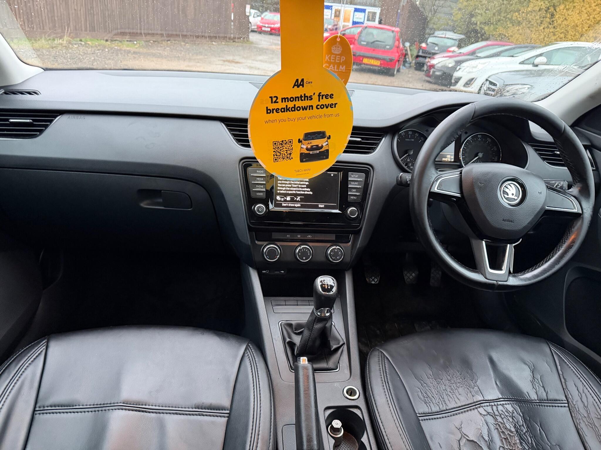 2017 Skoda Octavia 1.6 TDI S Euro 6 (s/s) 5dr image 20