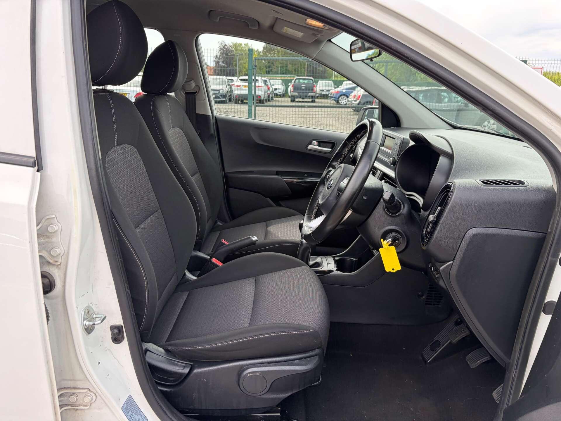 Kia Picanto view 35