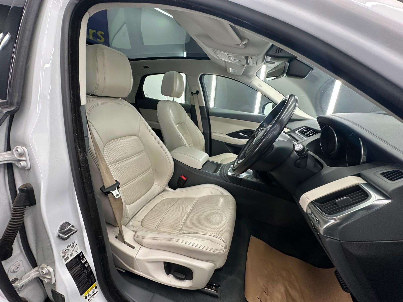 Jaguar E-Pace view 23