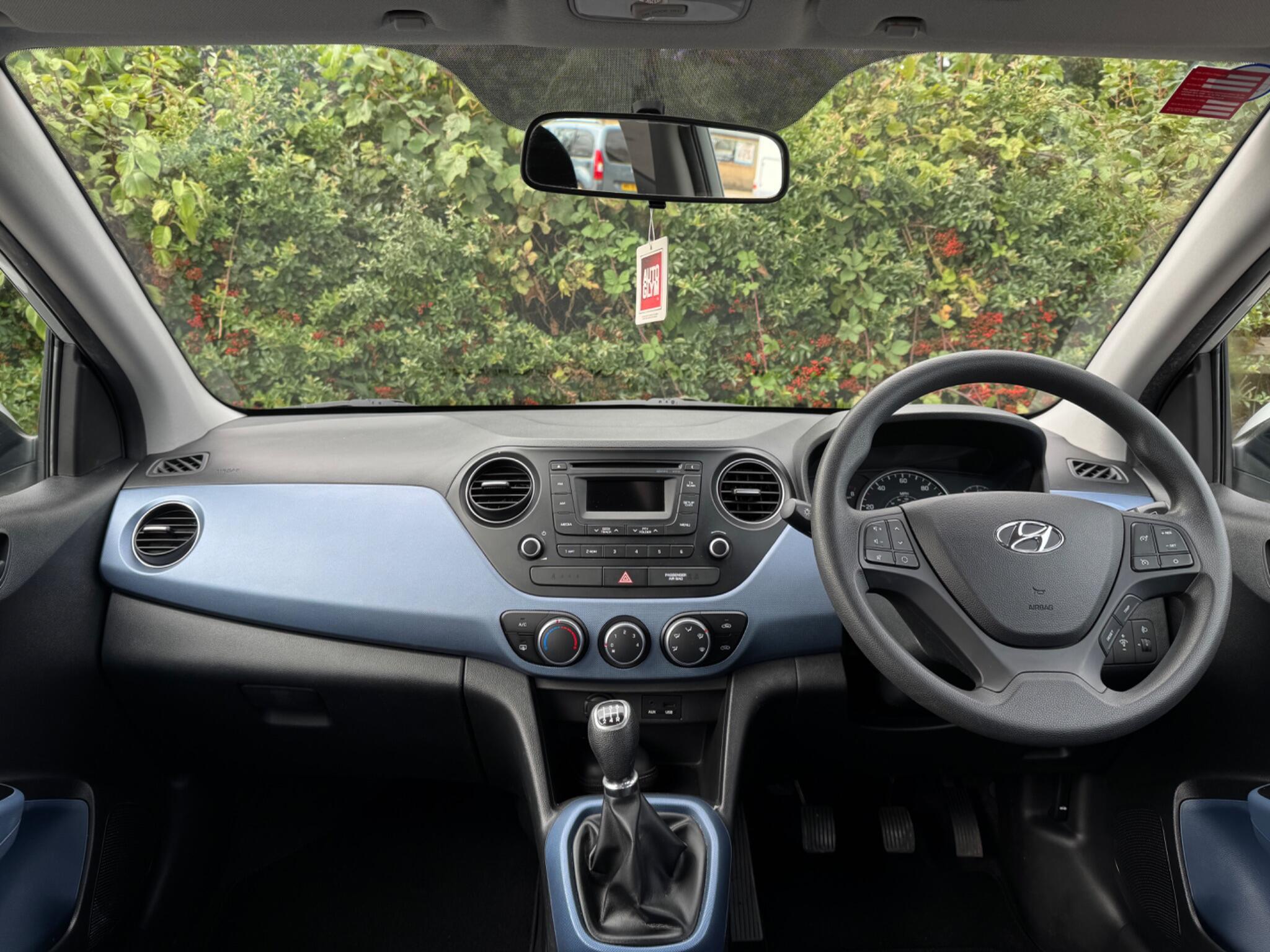 Hyundai I10 view 13